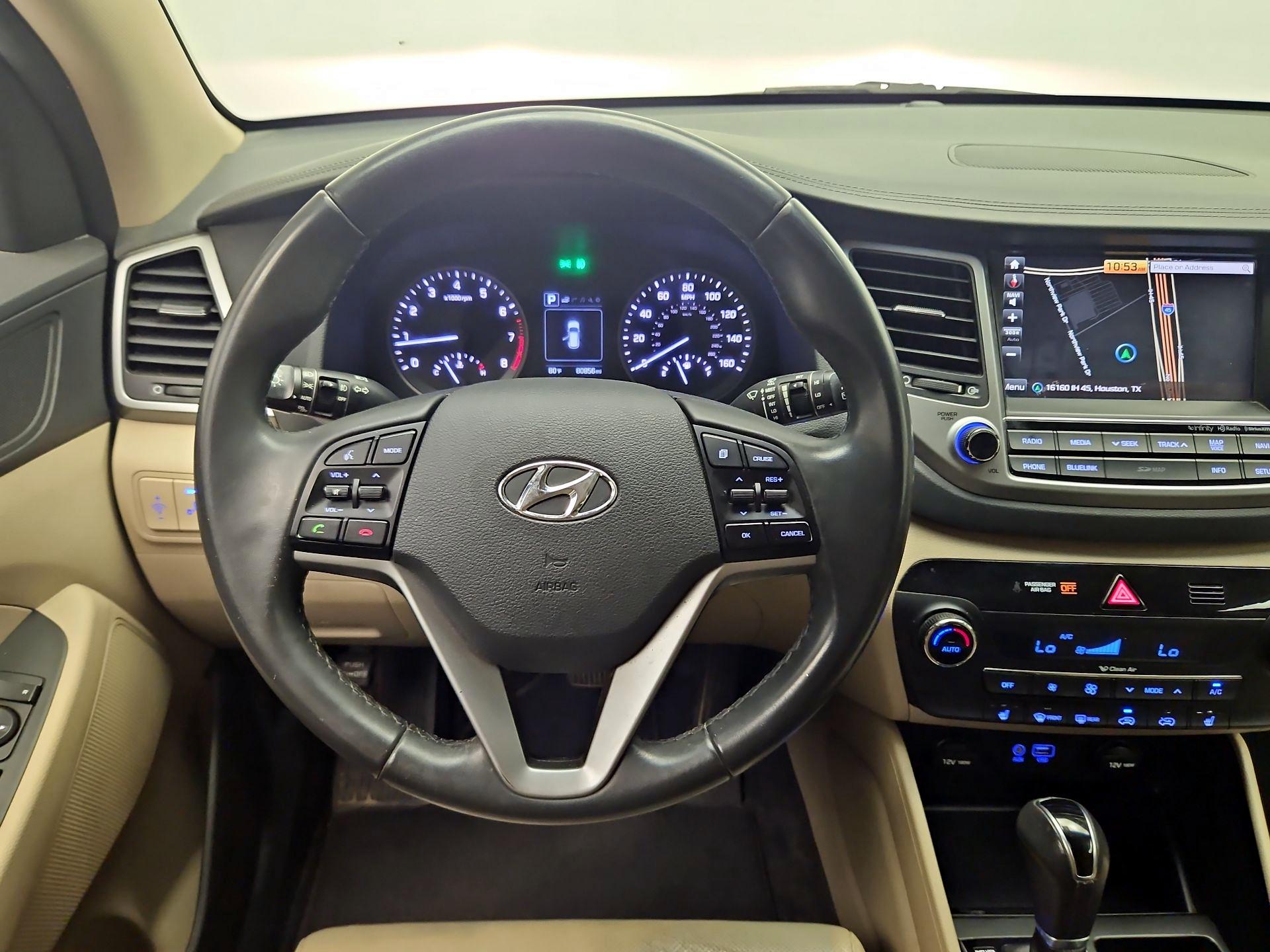 Thumbnail: 2017 Hyundai Tucson - 10