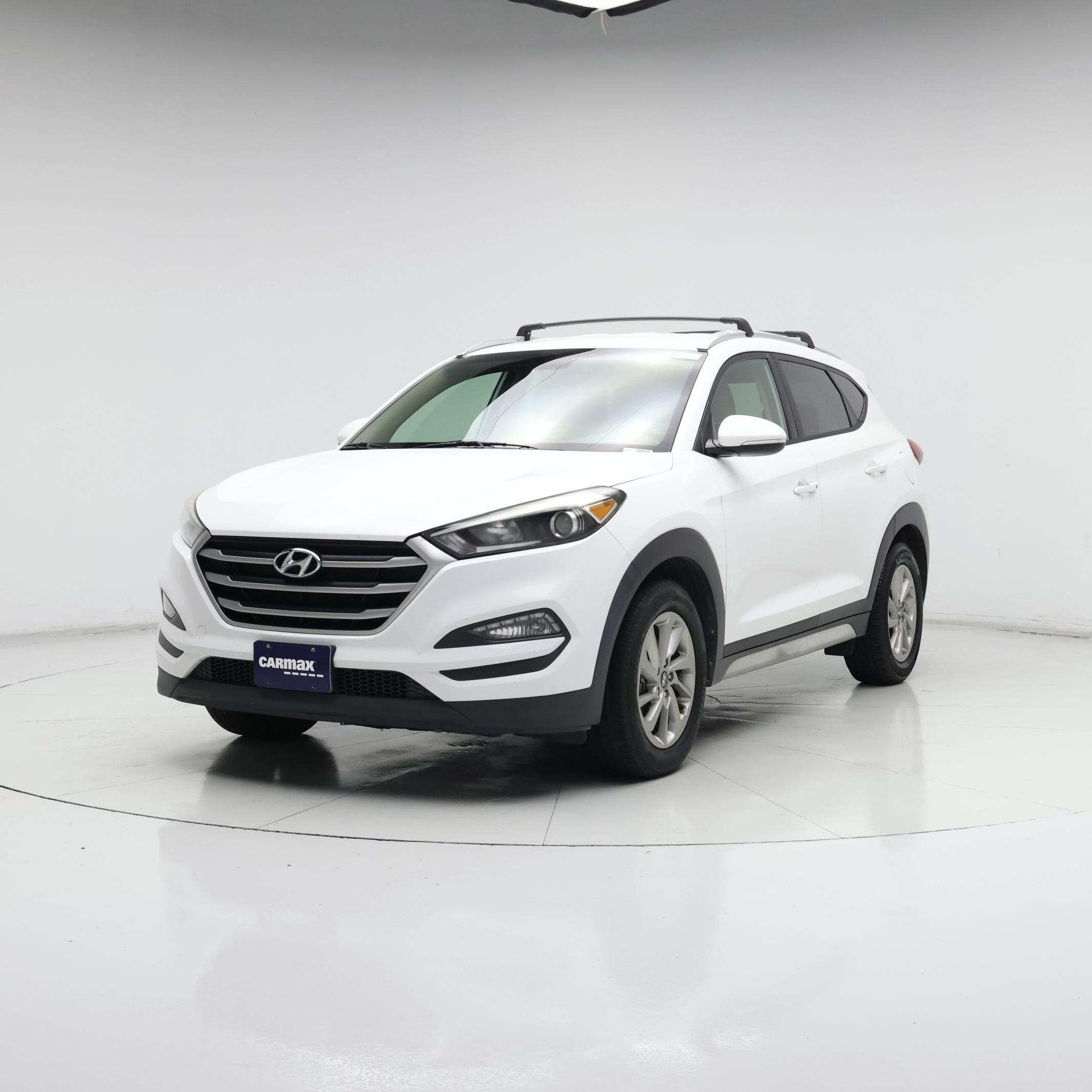 Thumbnail: 2017 Hyundai Tucson - 4