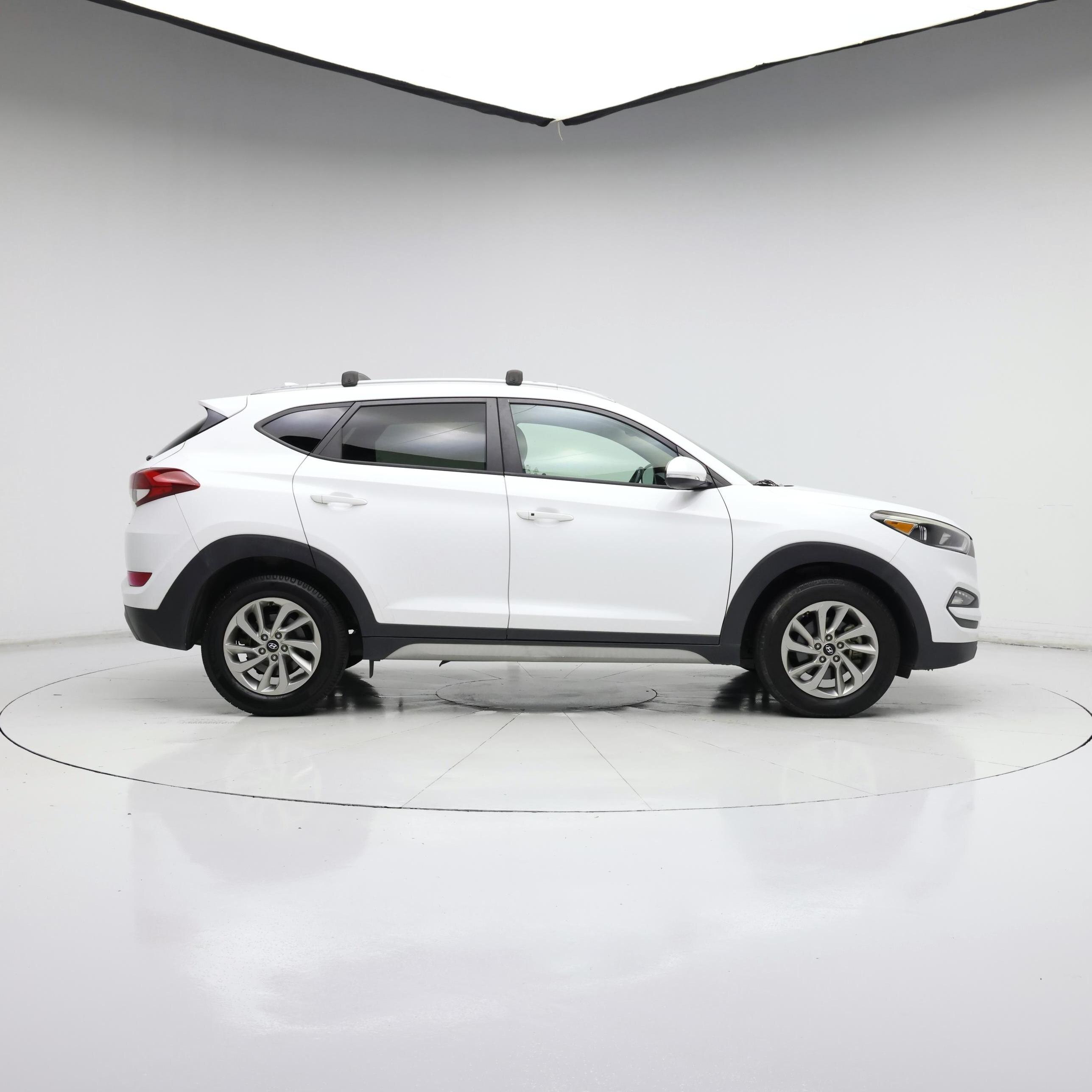 Thumbnail: 2017 Hyundai Tucson - 7