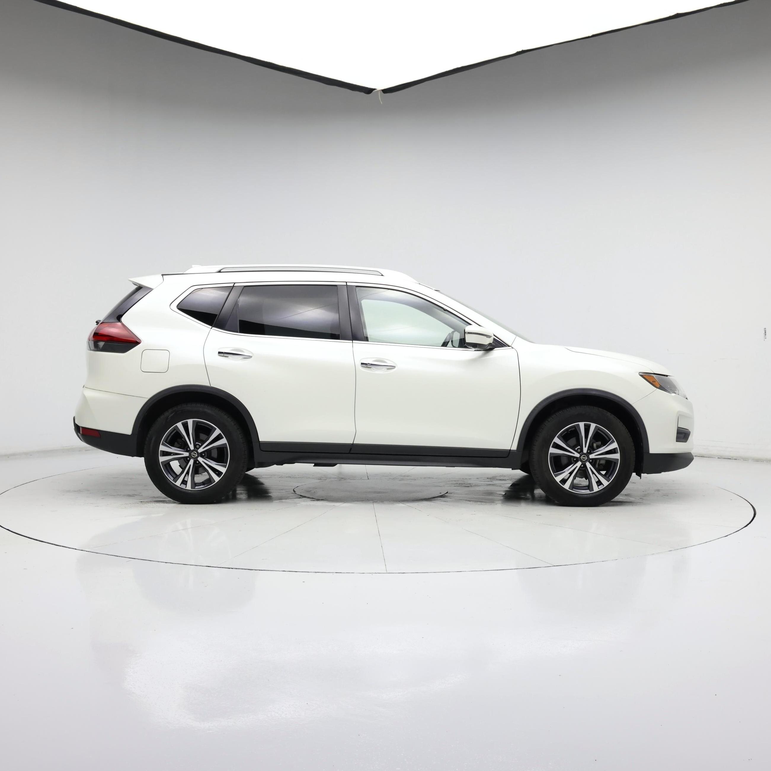 Thumbnail: 2020 Nissan Rogue - 7