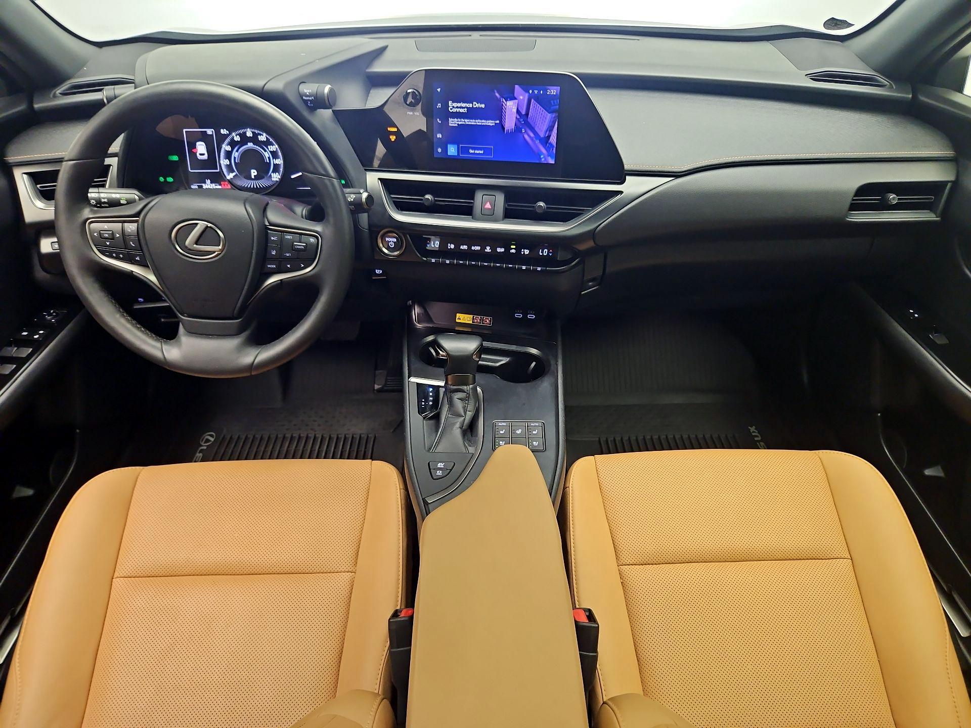Thumbnail: 2023 Lexus UX - 9