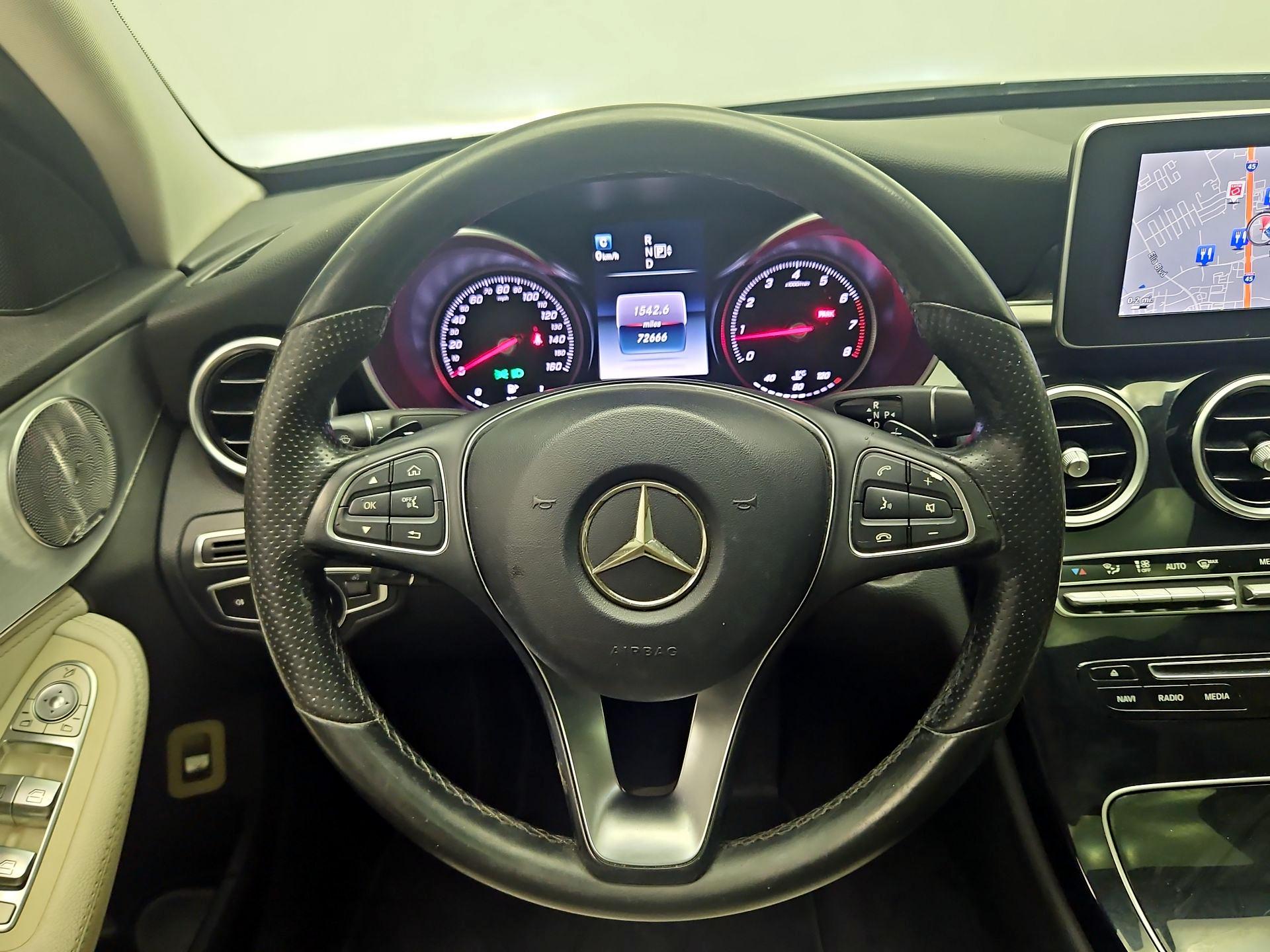 Thumbnail: 2015 Mercedes-Benz C-Class - 10