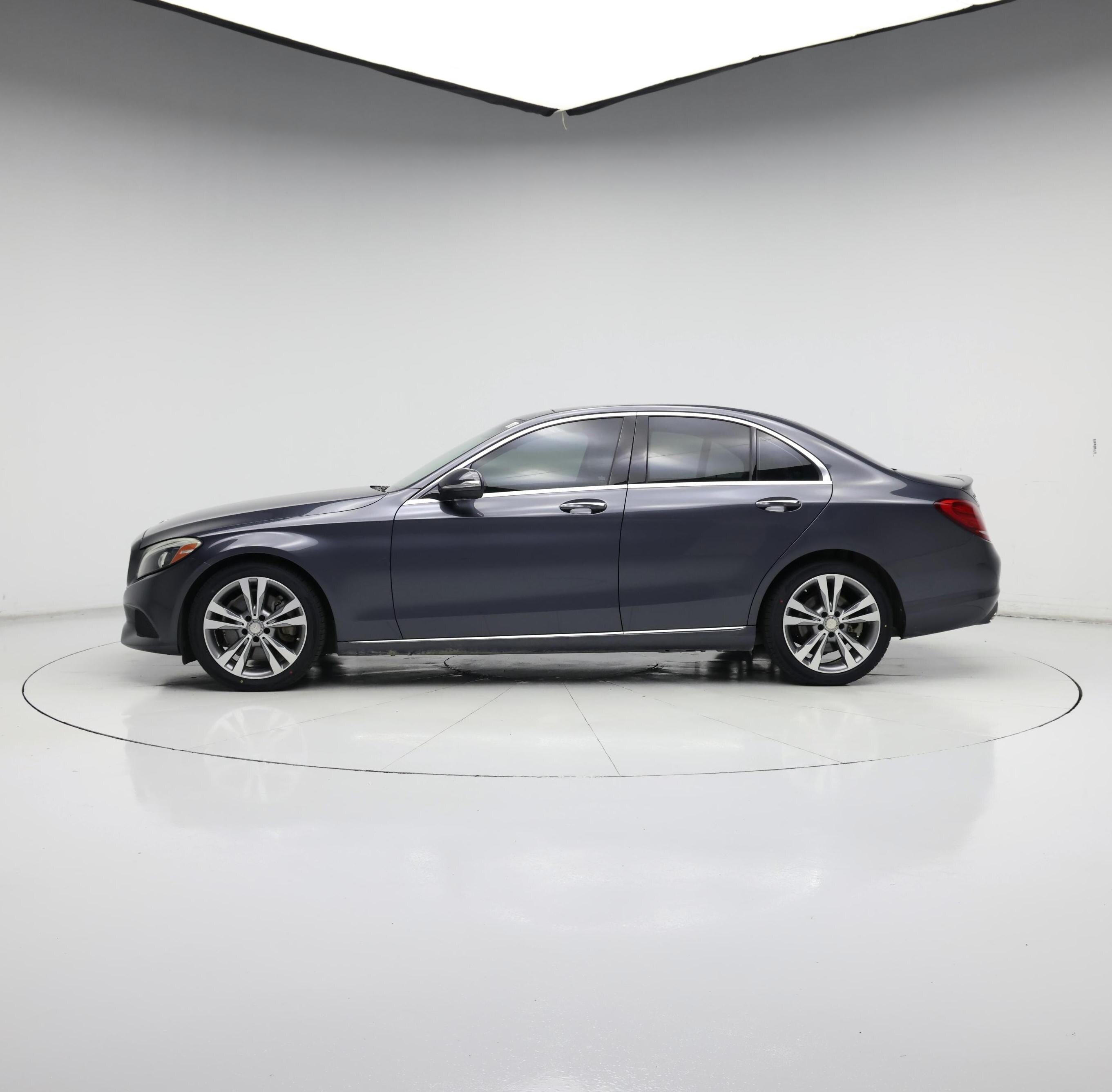 Thumbnail: 2015 Mercedes-Benz C-Class - 3