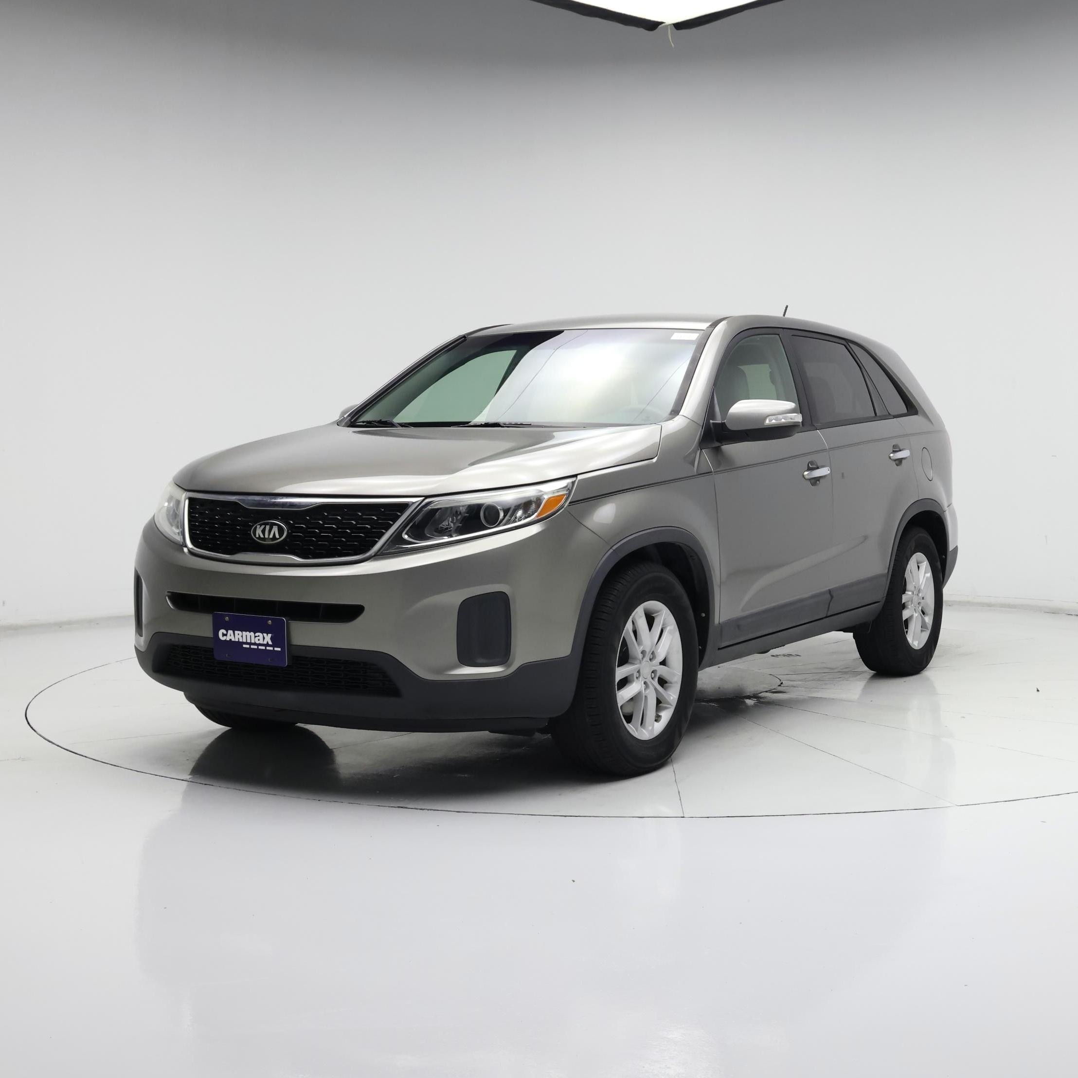 Thumbnail: 2015 Kia Sorento - 4