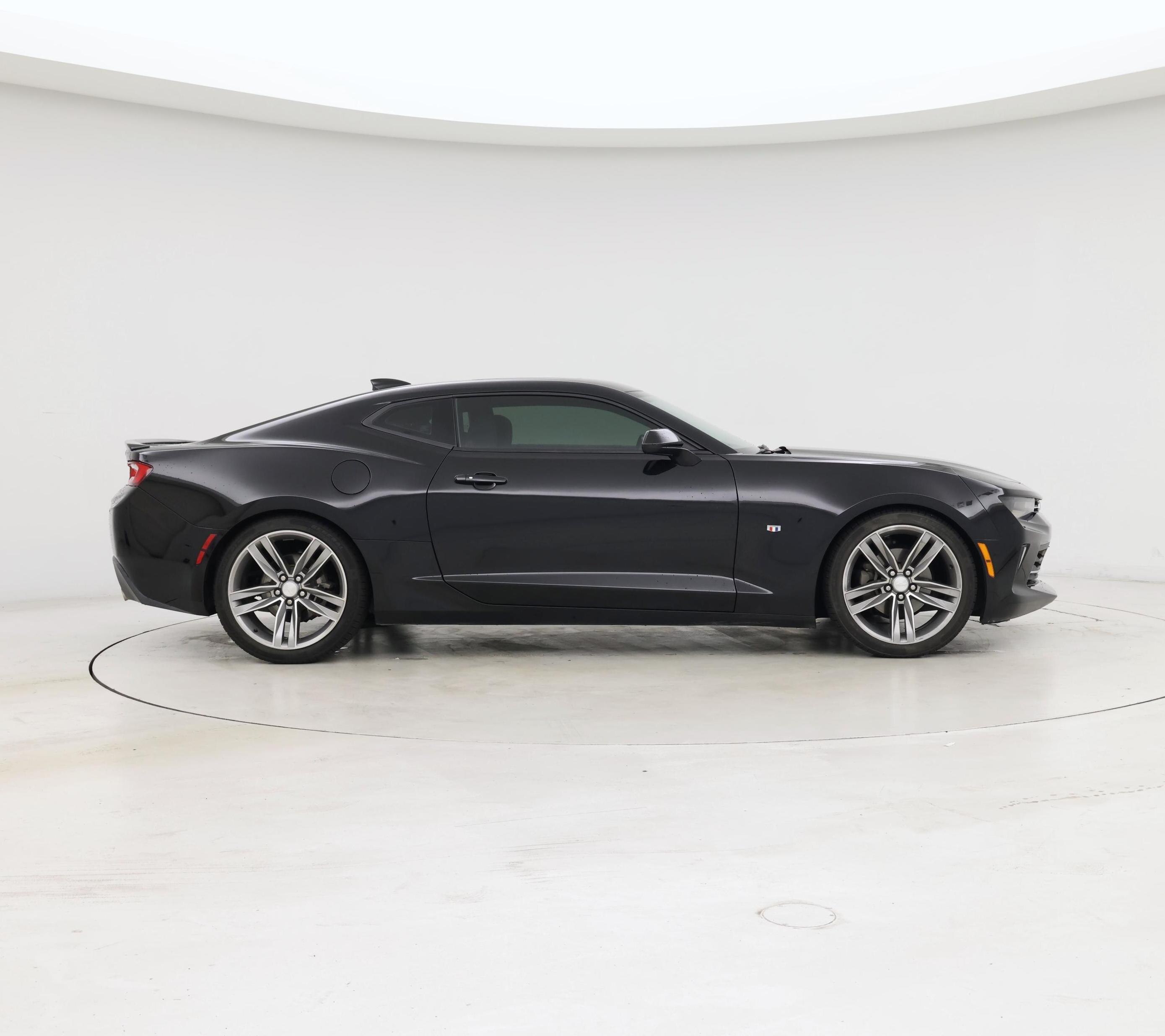 Thumbnail: 2018 Chevrolet Camaro - 7