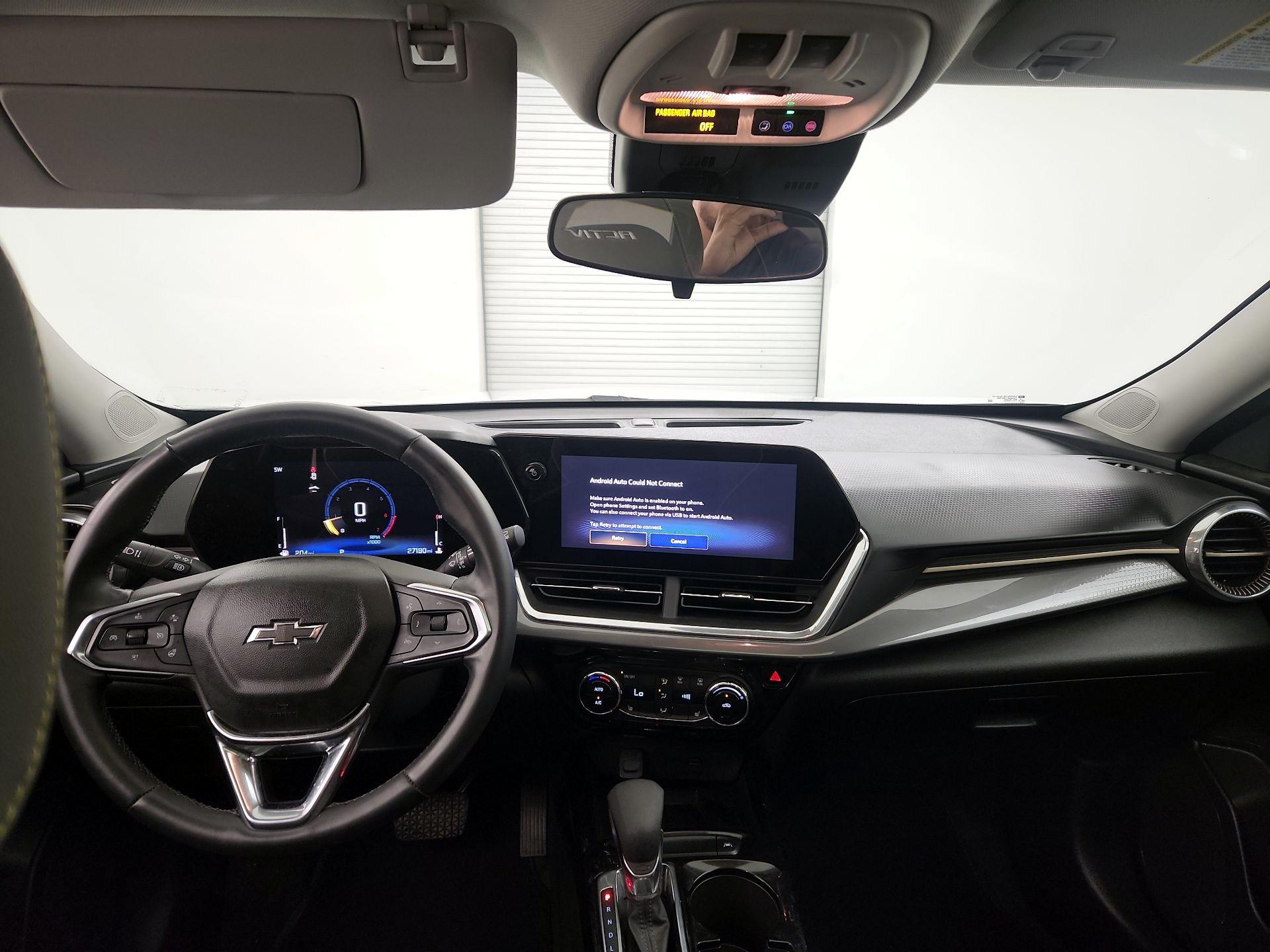 Thumbnail: 2024 Chevrolet Trax - 9