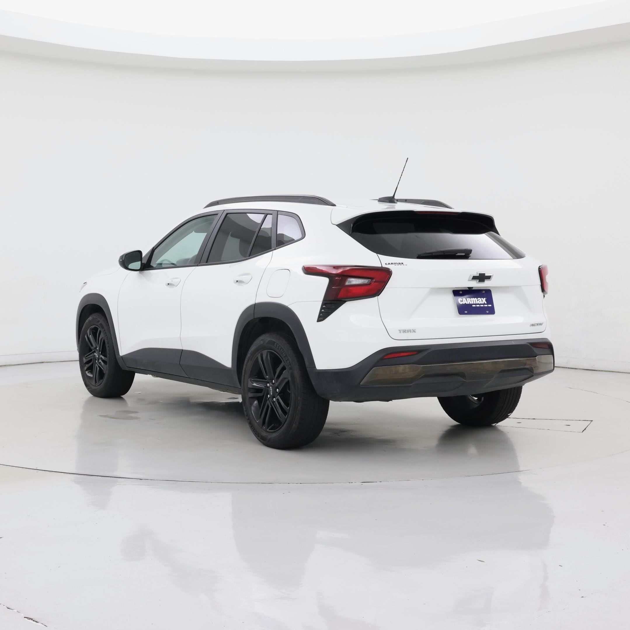 Thumbnail: 2024 Chevrolet Trax - 2