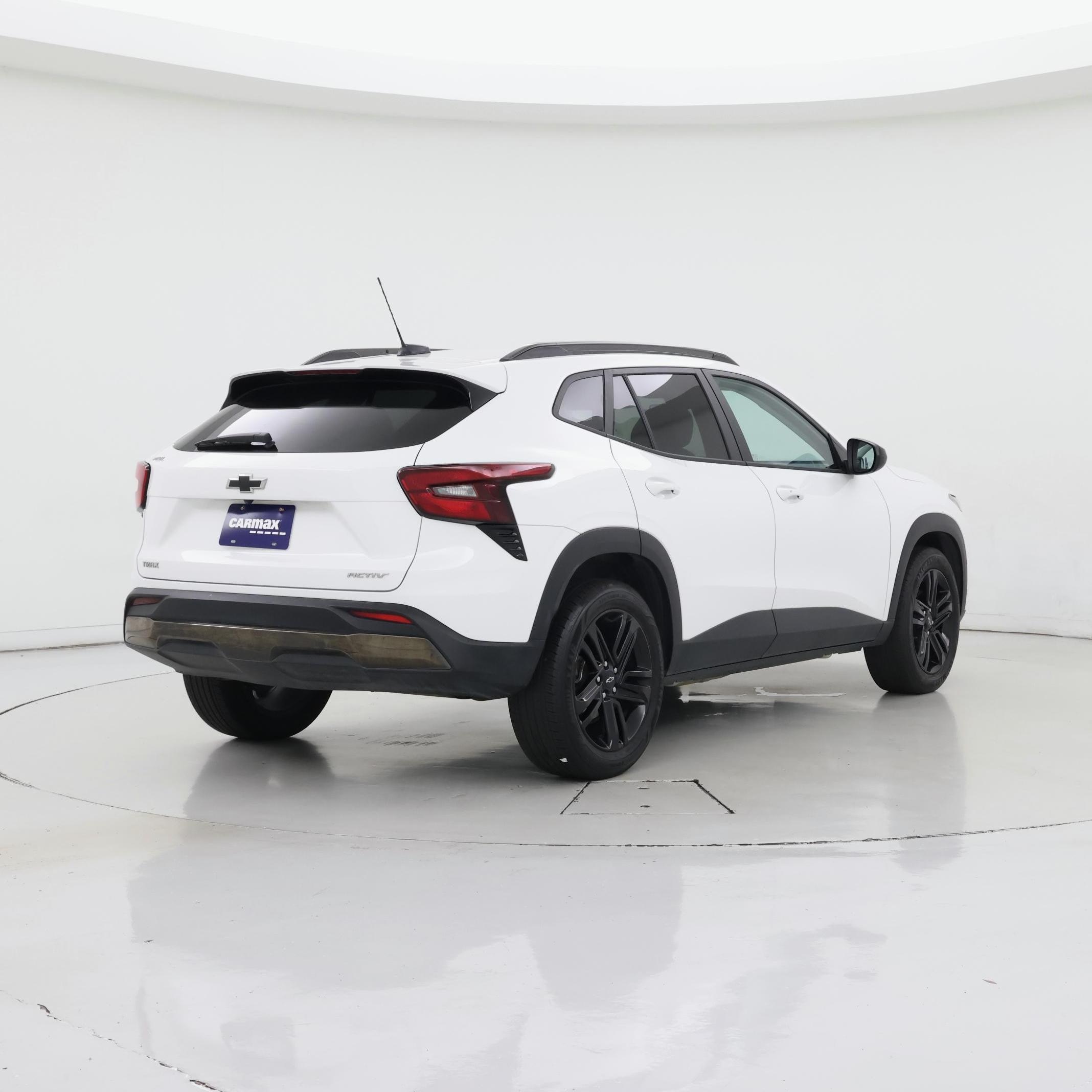 Thumbnail: 2024 Chevrolet Trax - 8