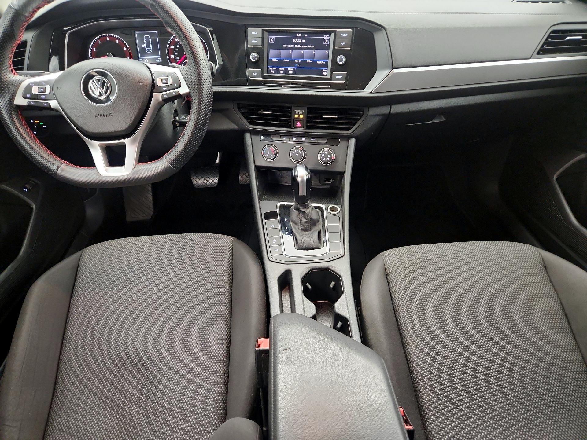 Thumbnail: 2019 Volkswagen Jetta - 9