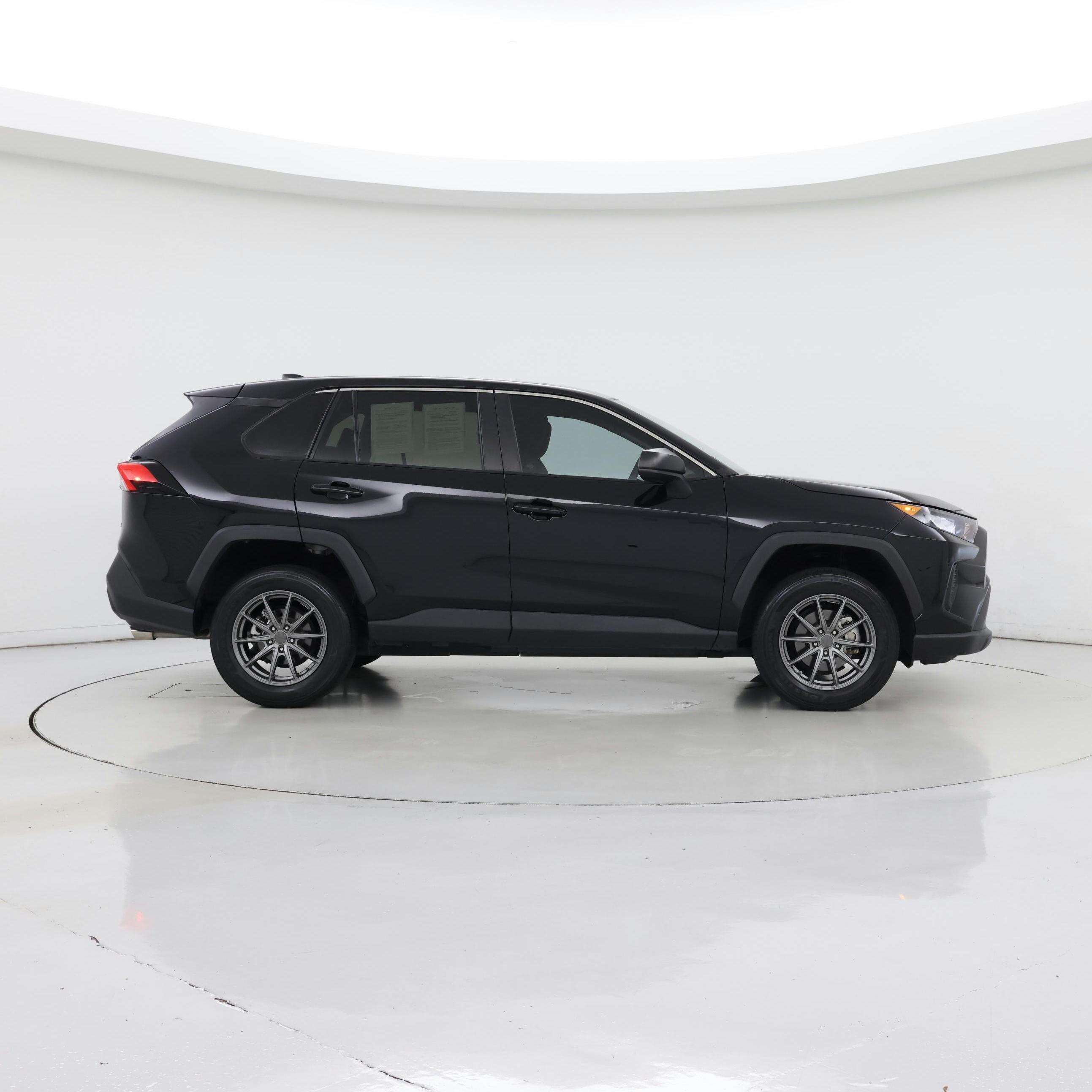Thumbnail: 2022 Toyota RAV4 - 7
