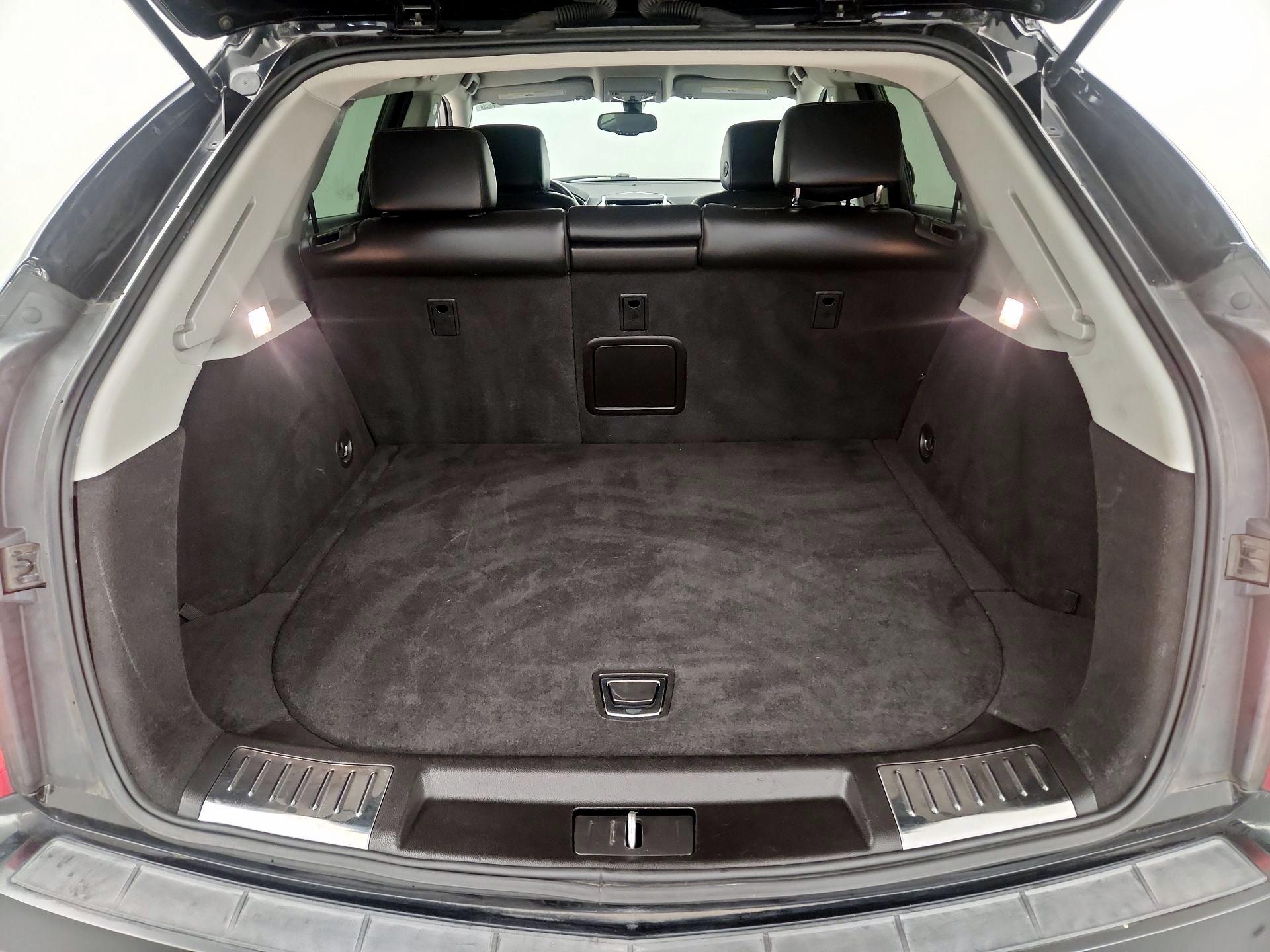 Thumbnail: 2016 Cadillac SRX - 16
