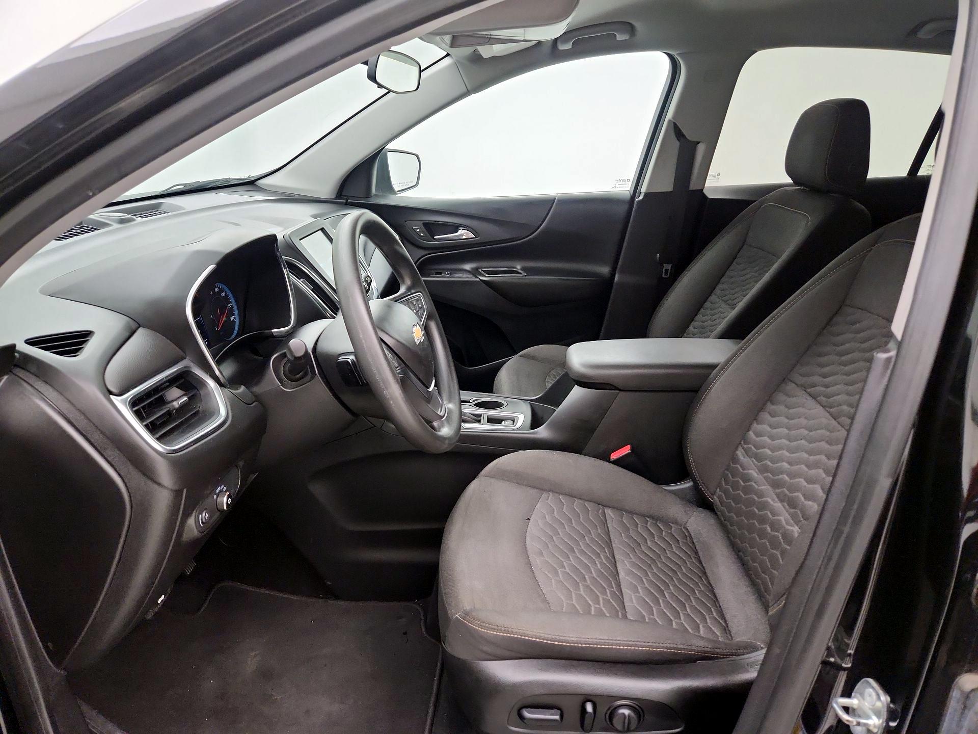 Thumbnail: 2018 Chevrolet Equinox - 11