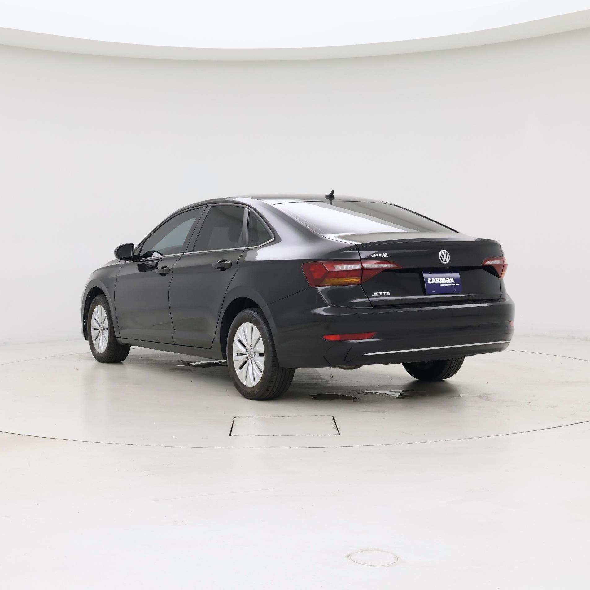Thumbnail: 2019 Volkswagen Jetta - 2