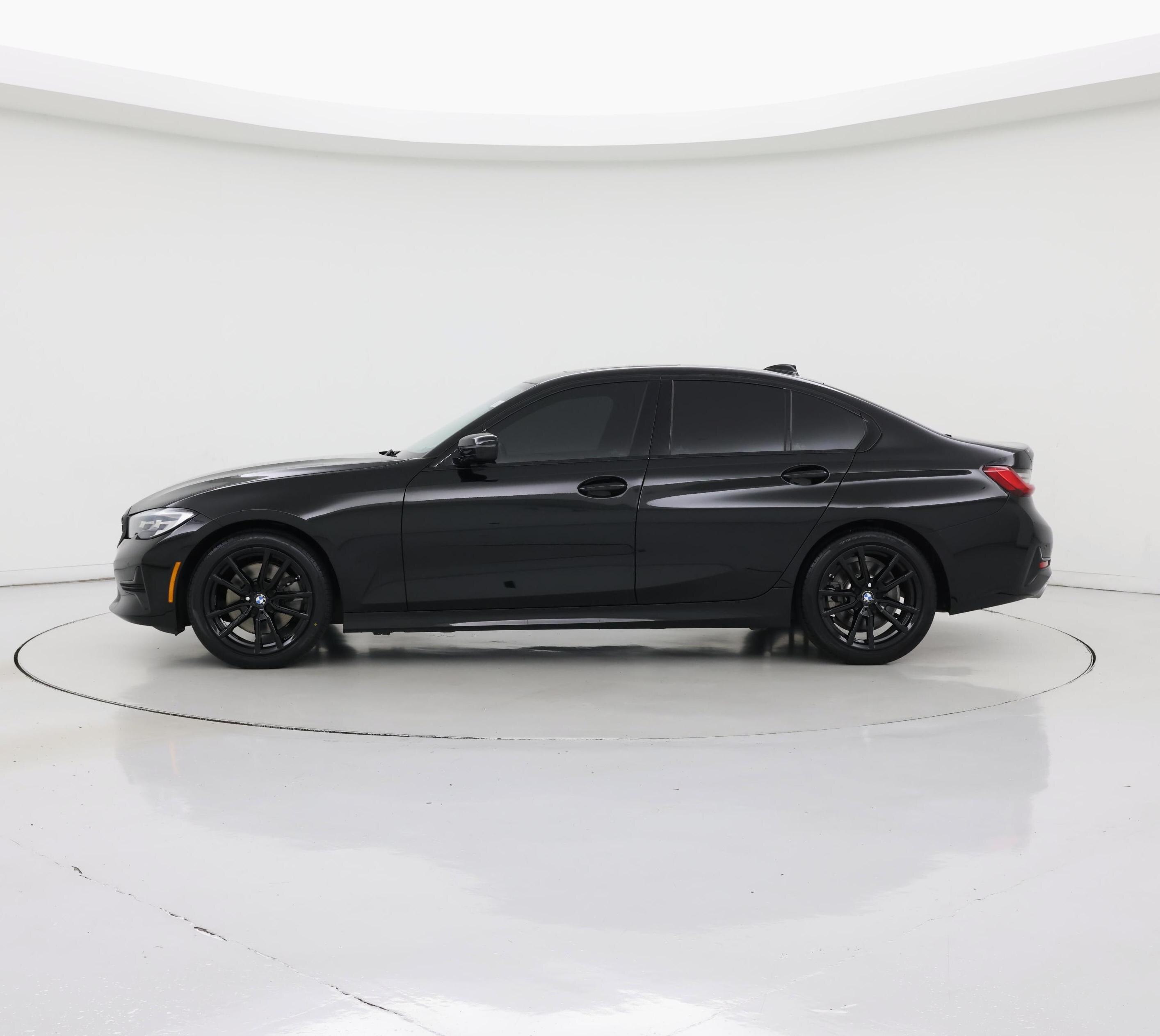 Thumbnail: 2020 BMW 3 Series - 3