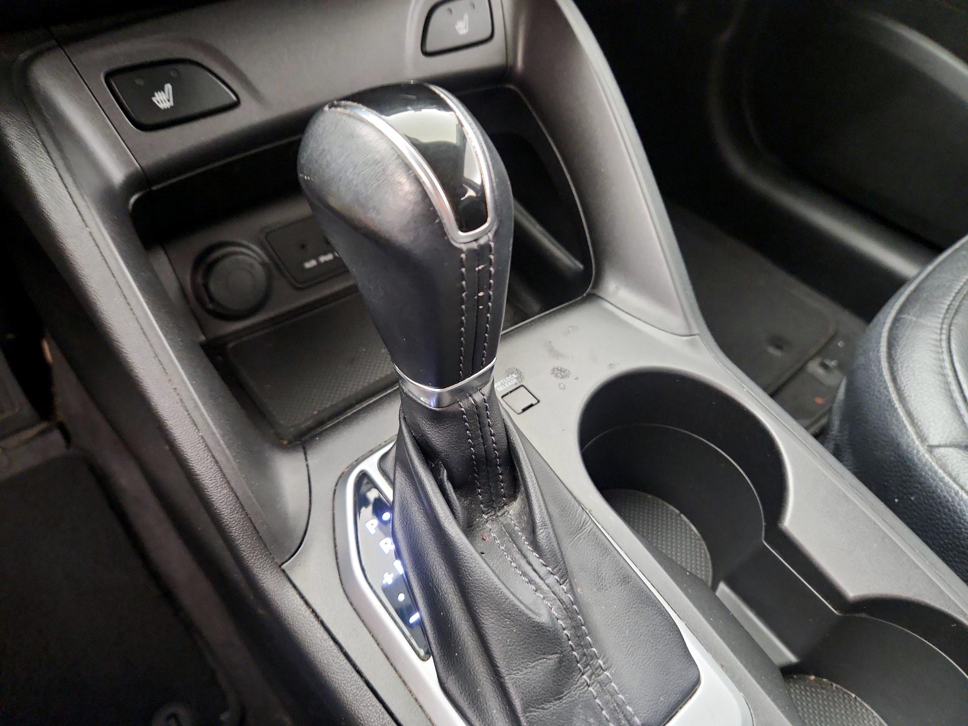 Thumbnail: 2015 Hyundai Tucson - 17
