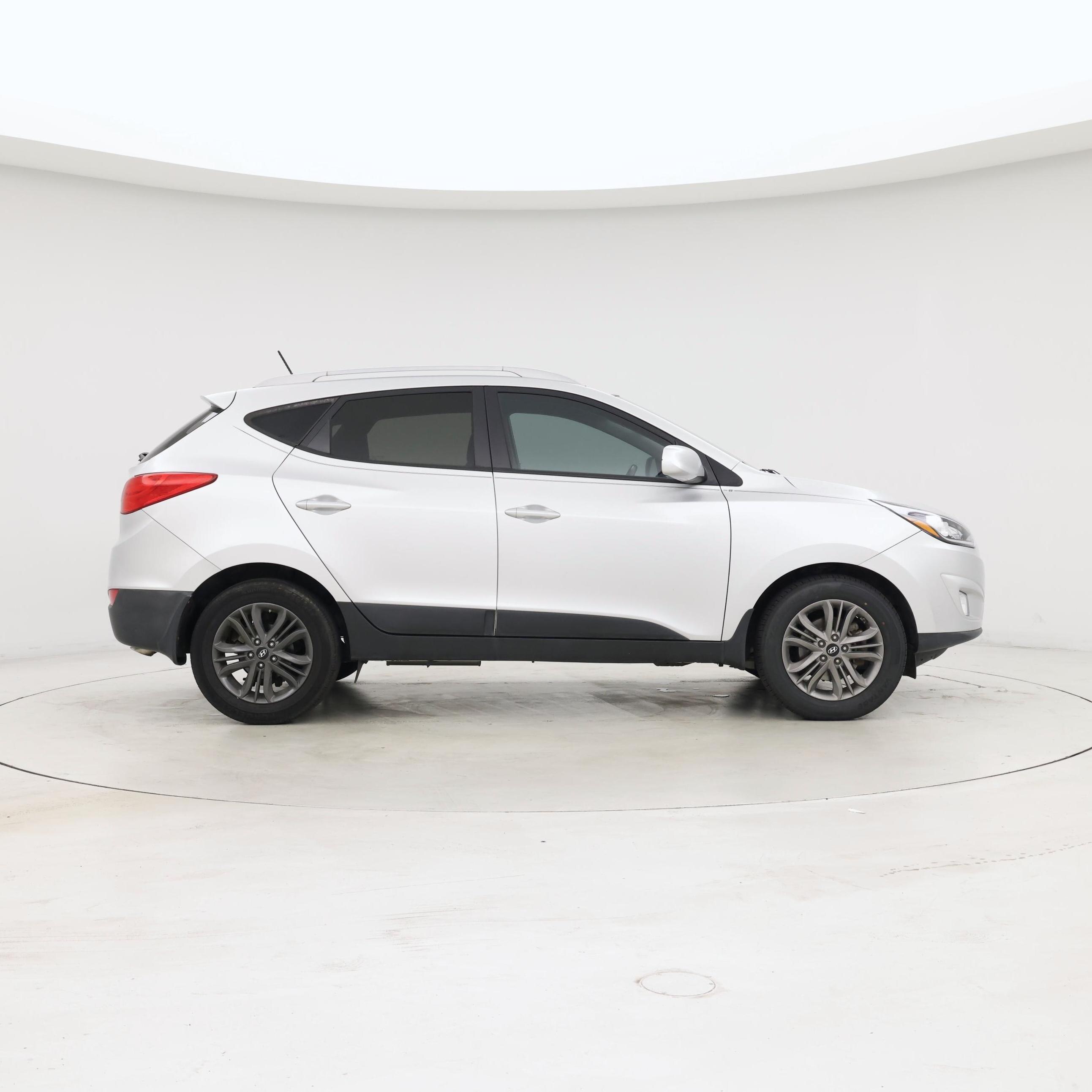 Thumbnail: 2015 Hyundai Tucson - 7