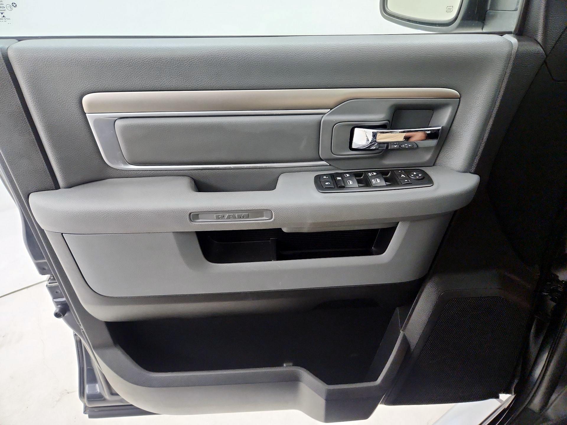 Thumbnail: 2014 RAM 1500 - 12
