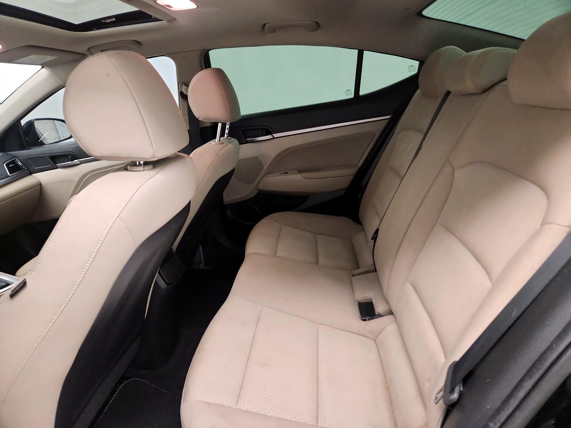 Thumbnail: 2017 Hyundai Elantra - 20