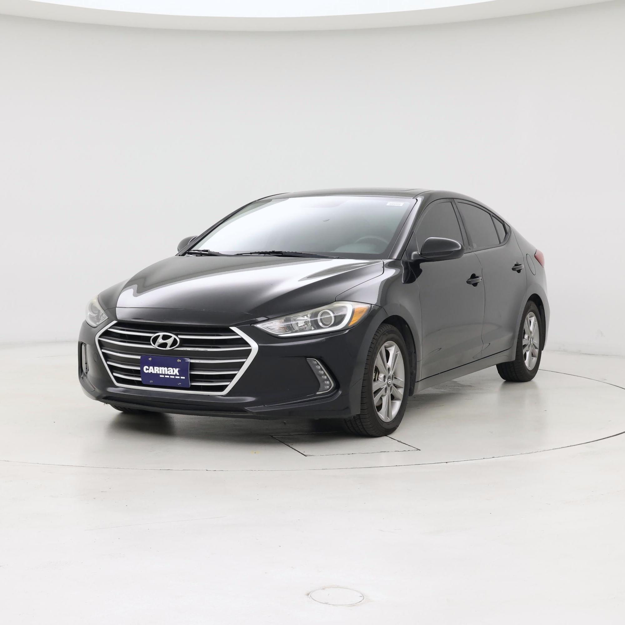 Thumbnail: 2017 Hyundai Elantra - 4