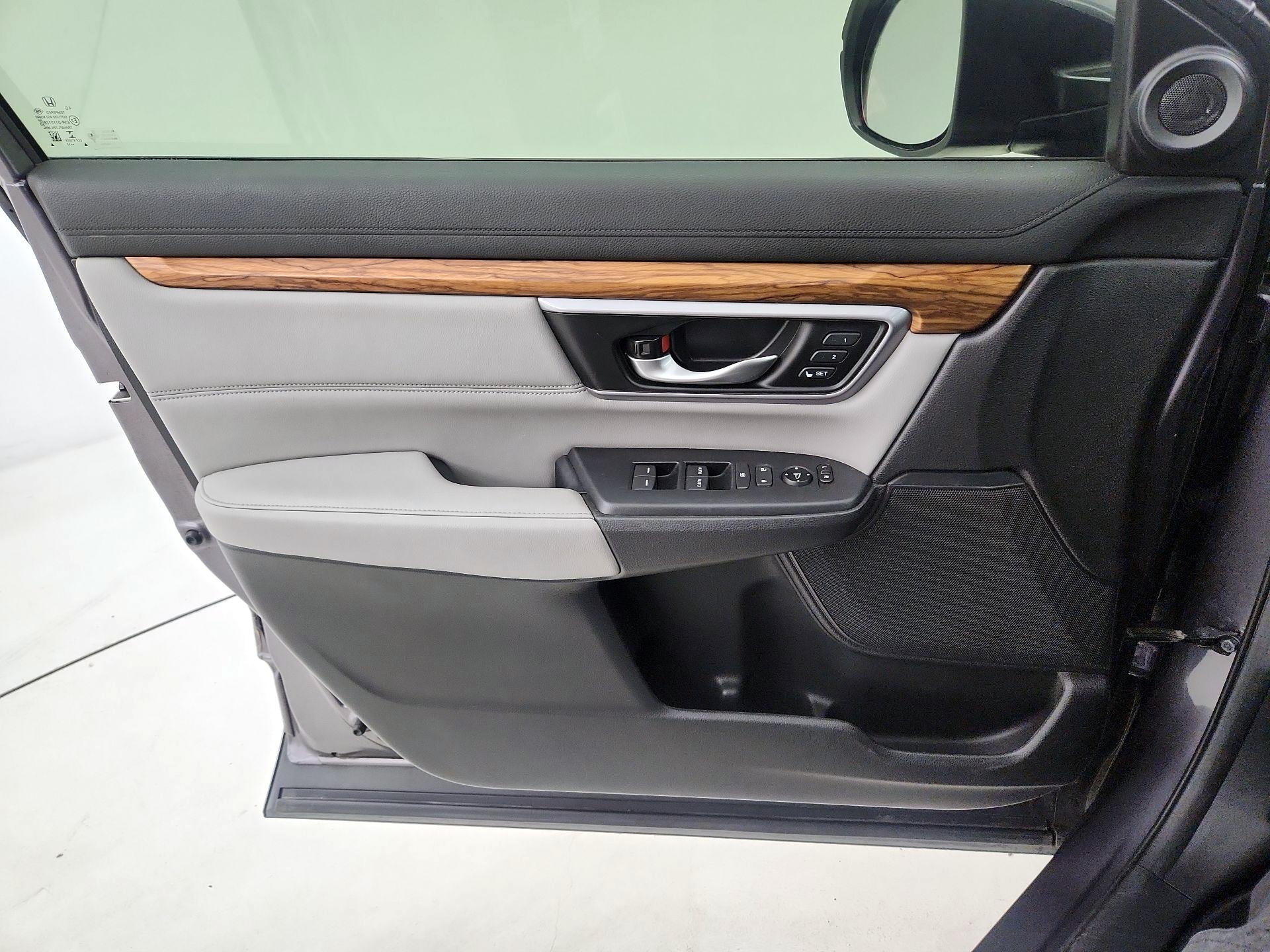 Thumbnail: 2017 Honda CR-V - 12