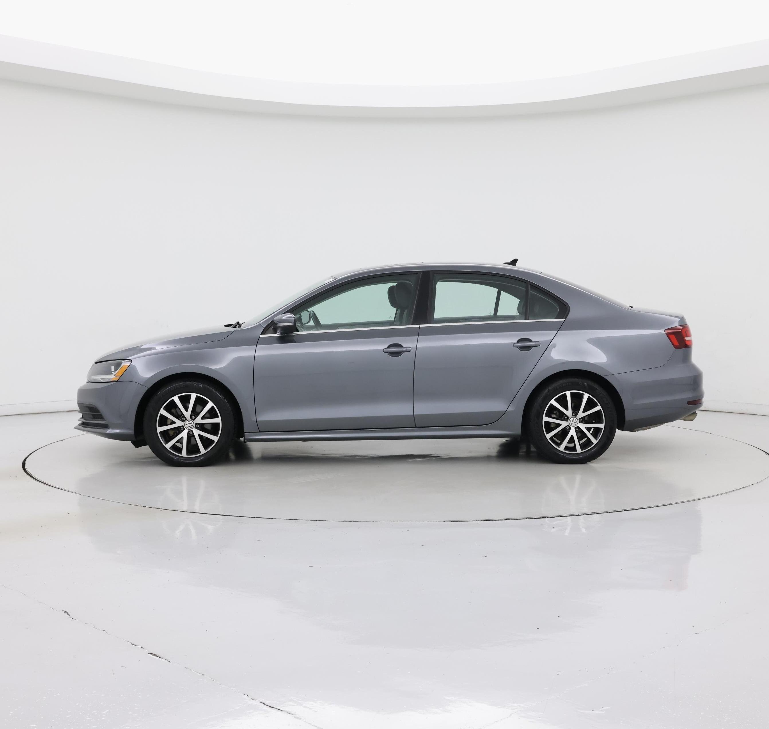 Thumbnail: 2017 Volkswagen Jetta - 3