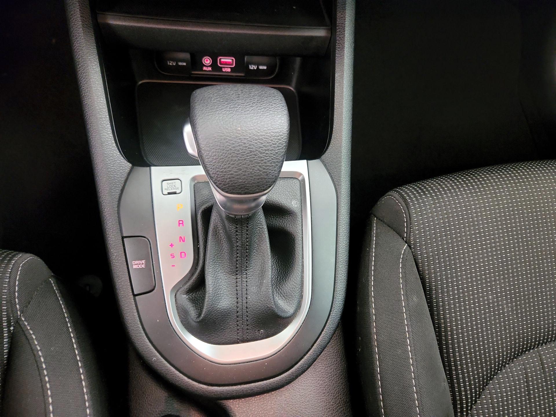 Thumbnail: 2019 Kia Forte - 17