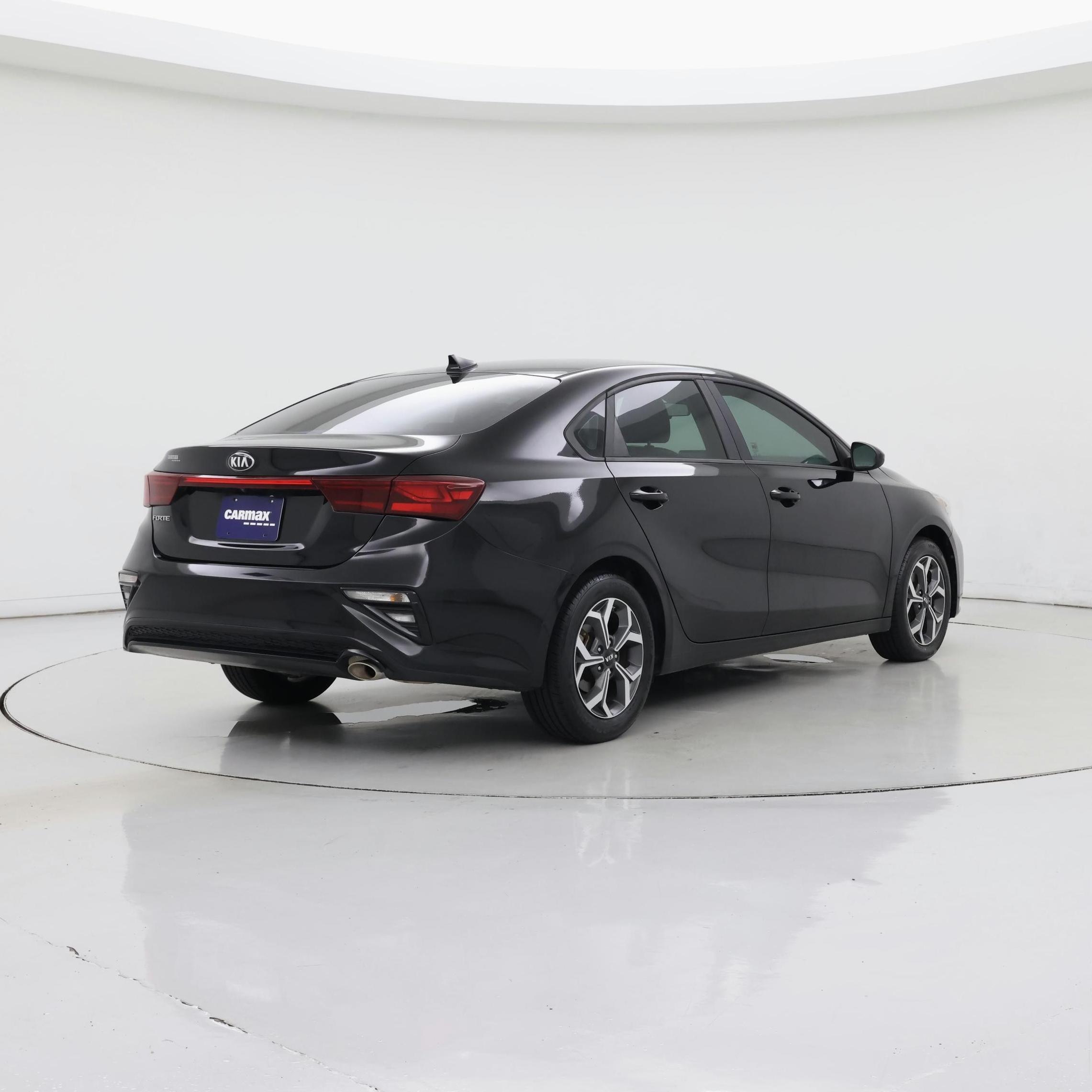 Thumbnail: 2019 Kia Forte - 8