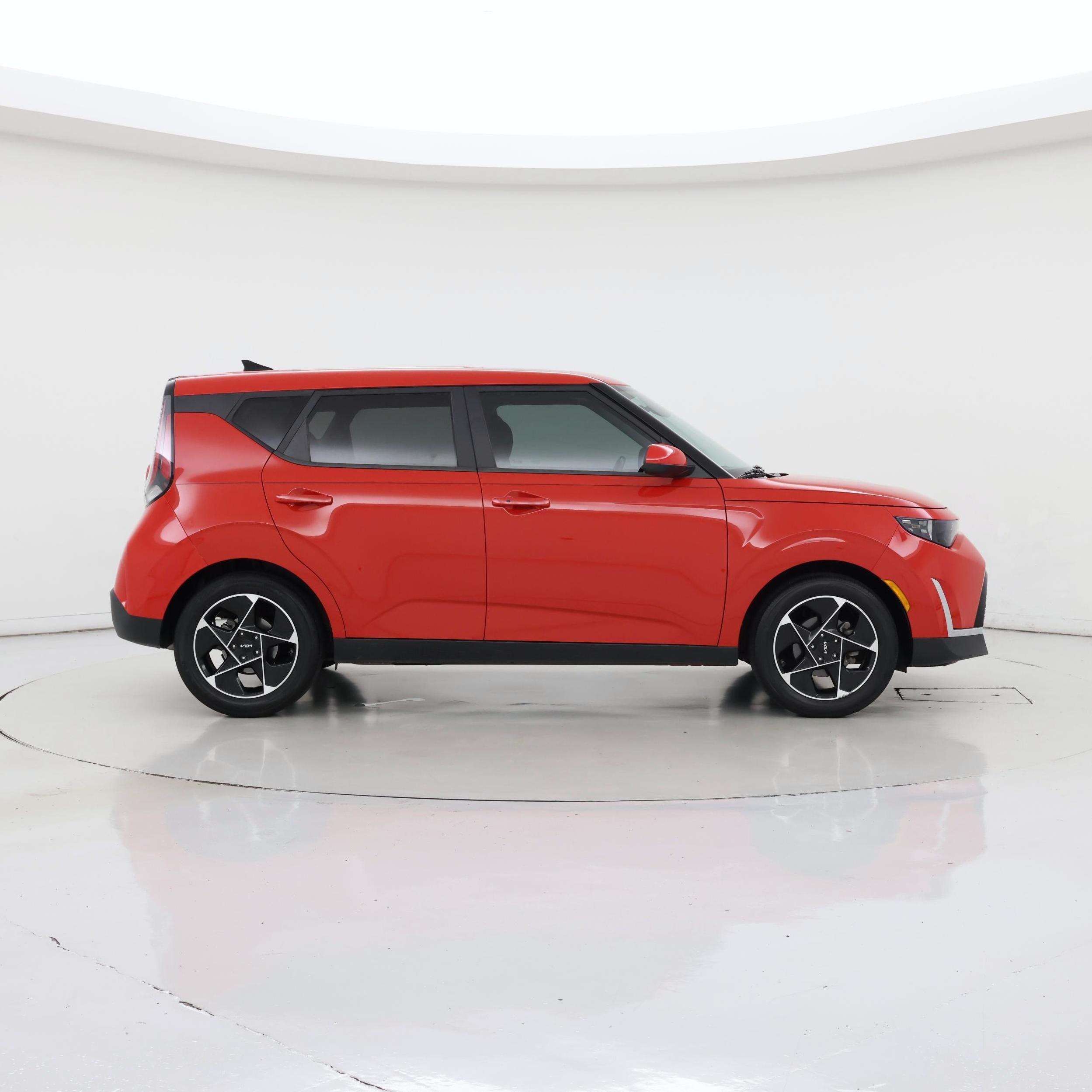 Thumbnail: 2023 Kia Soul - 7