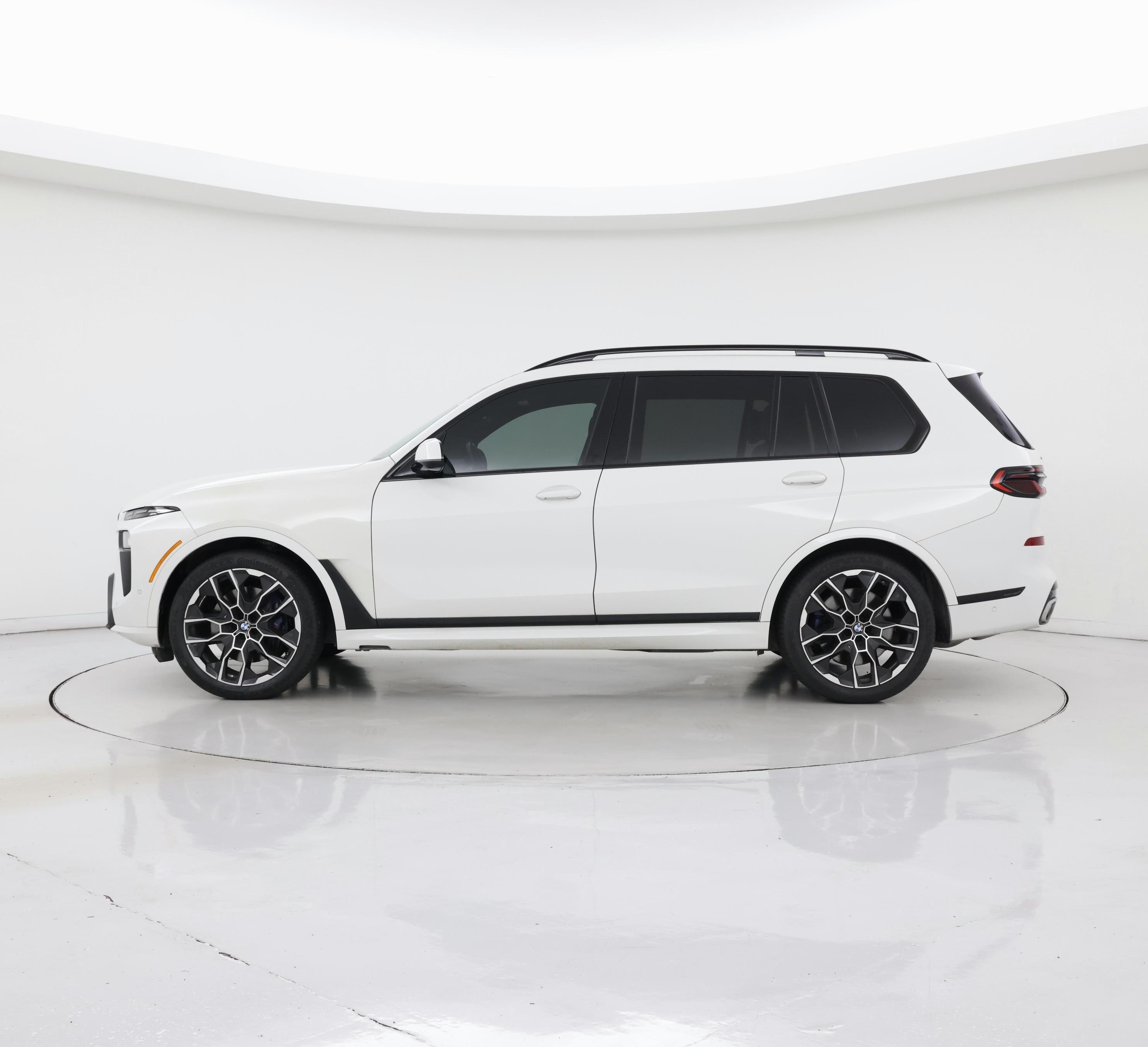 Thumbnail: 2024 BMW X7 - 3