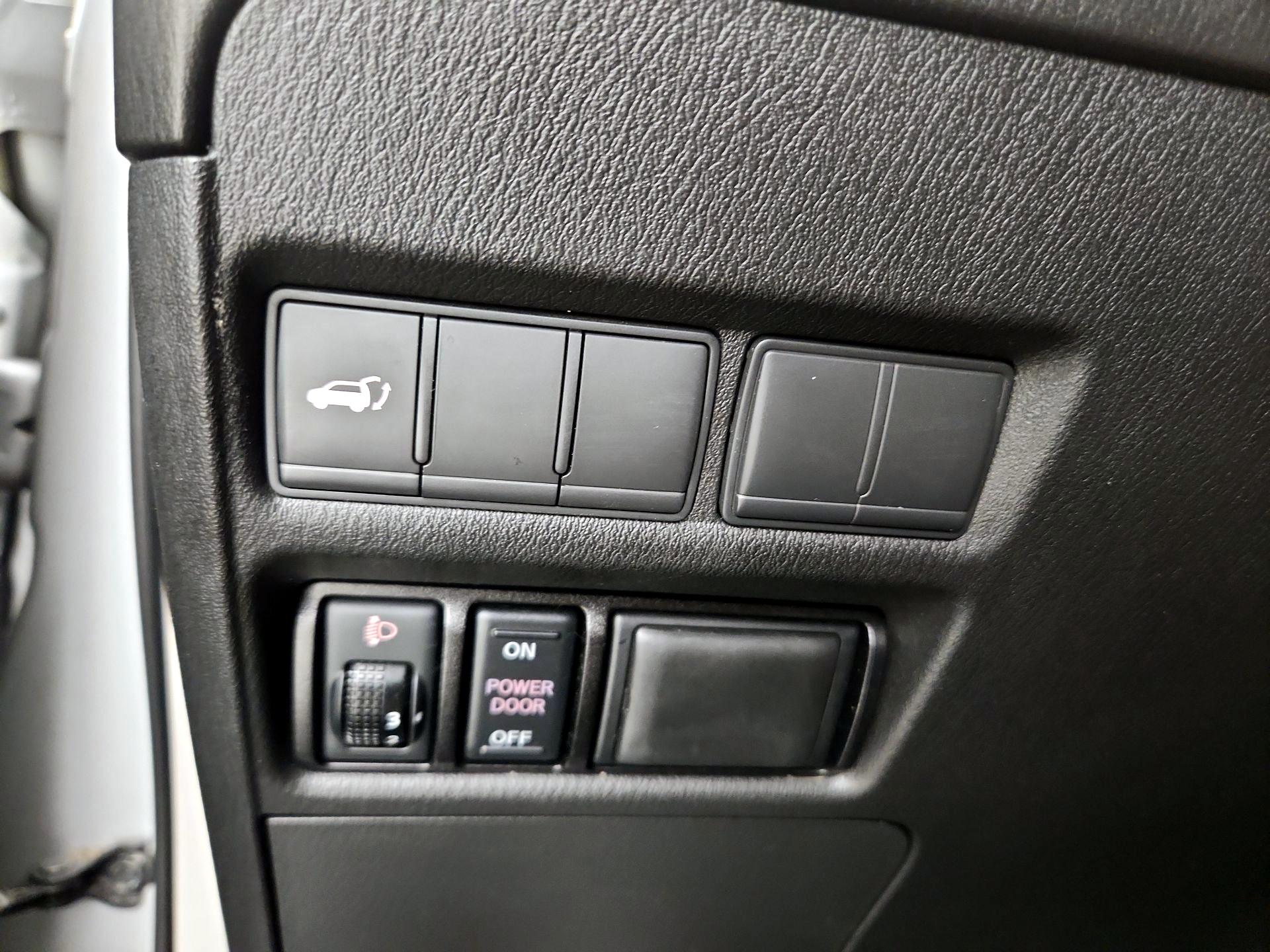 Thumbnail: 2018 Nissan Armada - 13