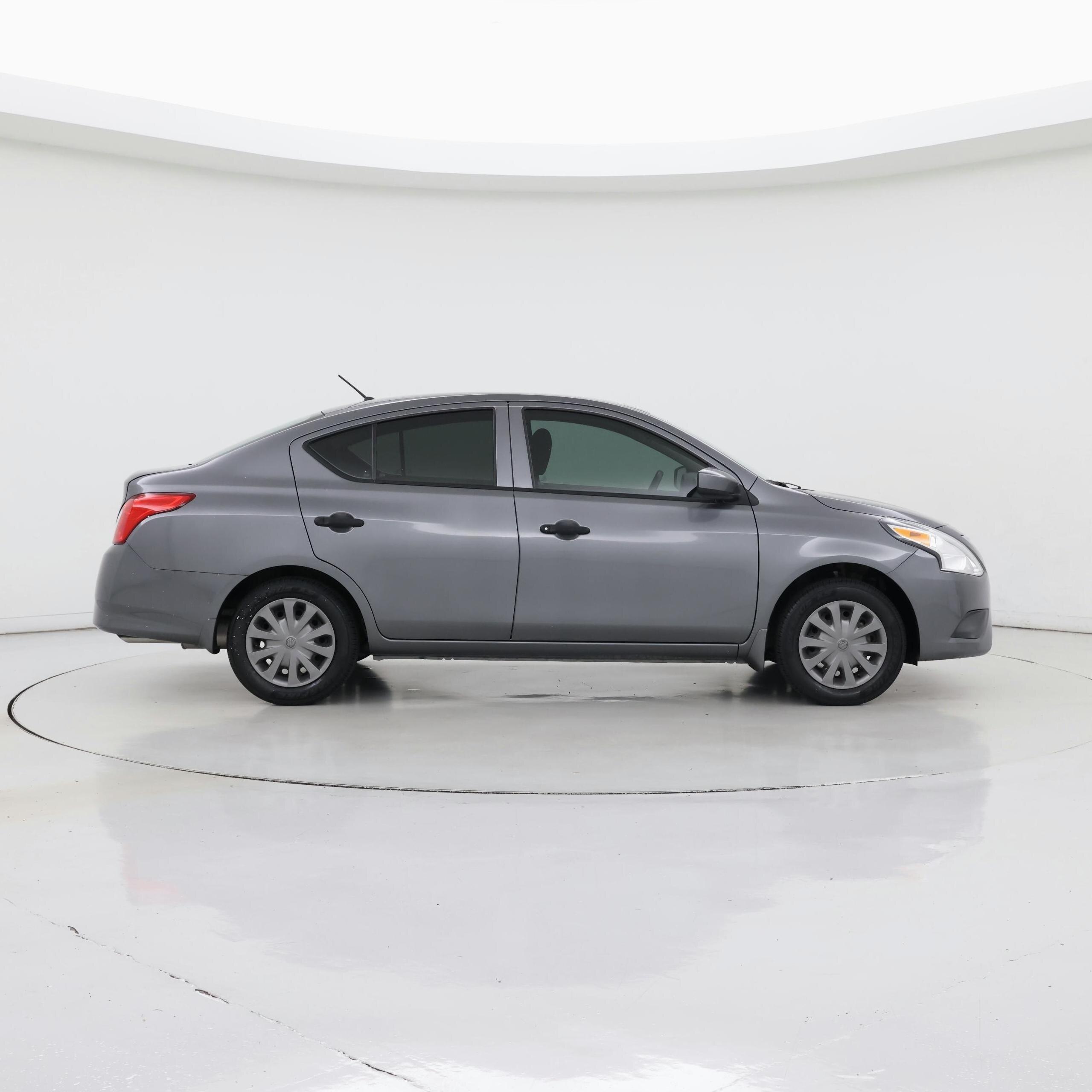 Thumbnail: 2019 Nissan Versa - 7