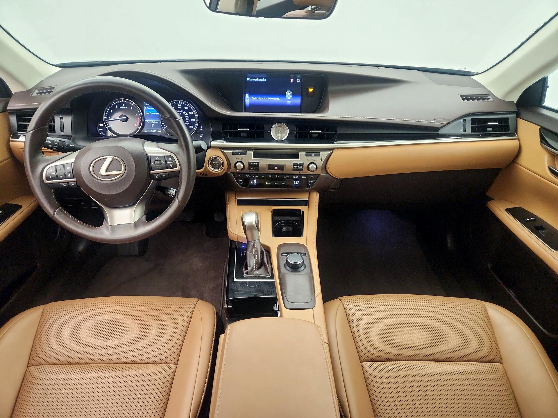 Thumbnail: 2017 Lexus ES - 9