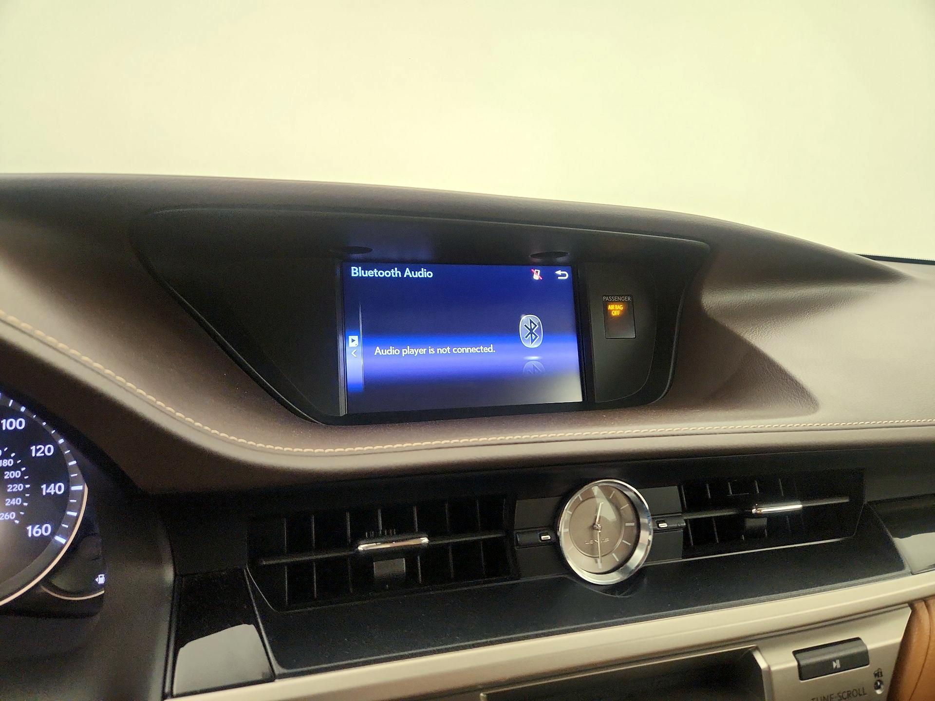 Thumbnail: 2017 Lexus ES - 13