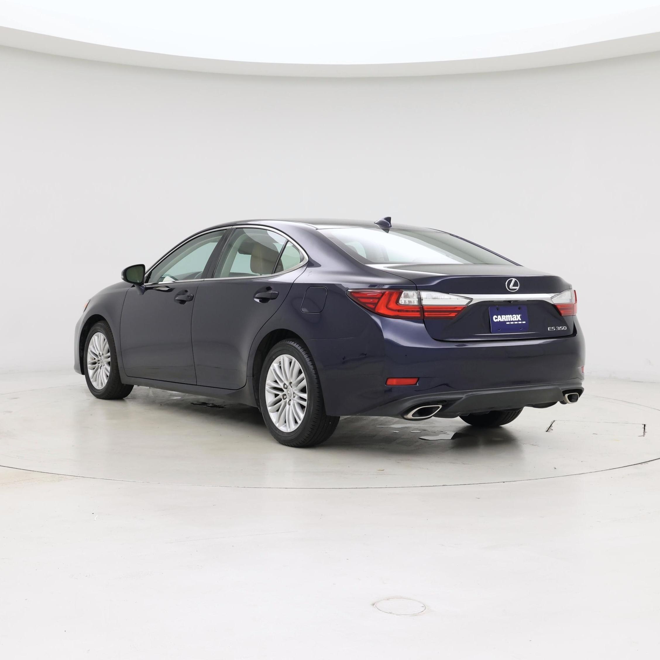 Thumbnail: 2017 Lexus ES - 2