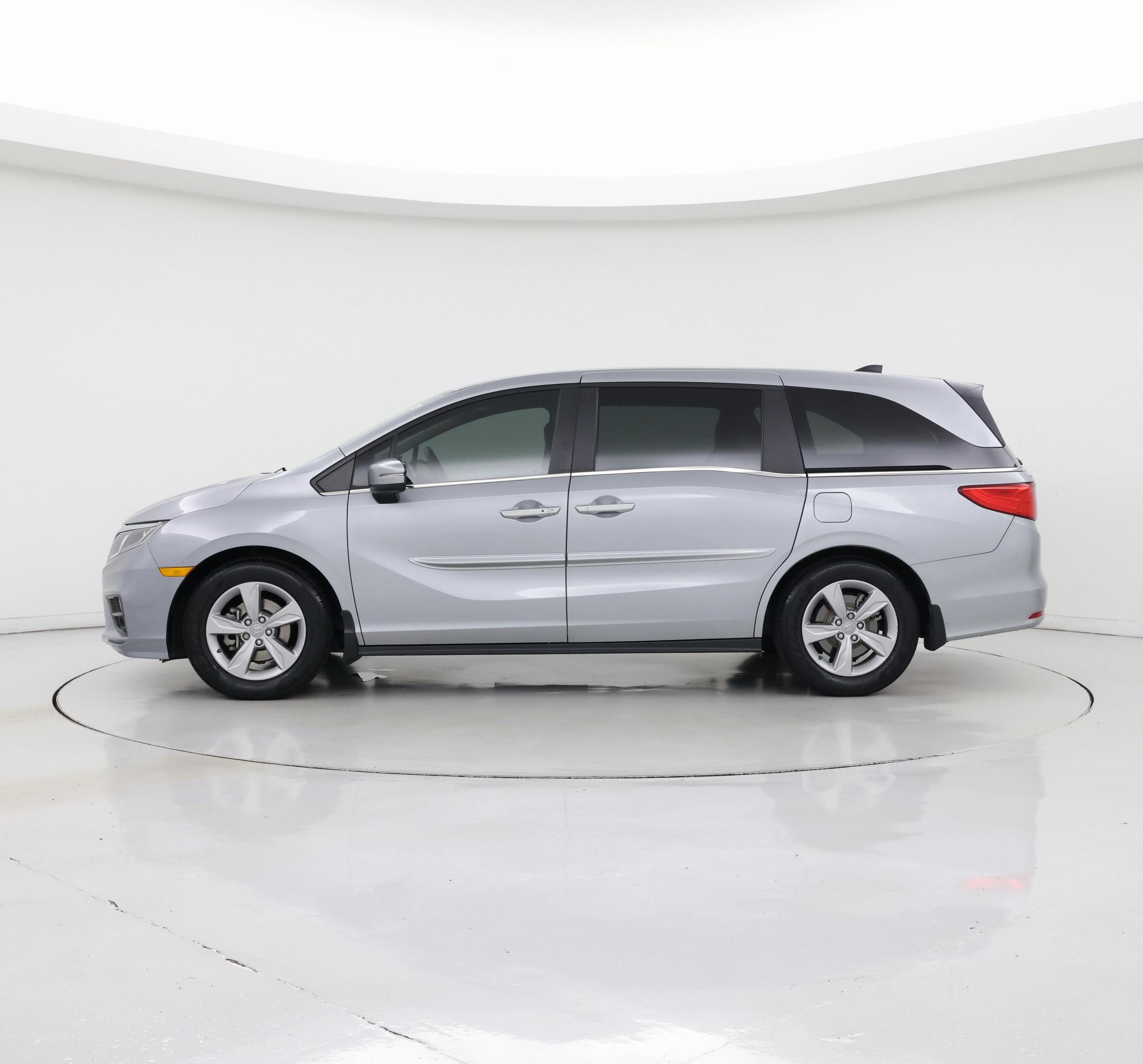 Thumbnail: 2020 Honda Odyssey - 3
