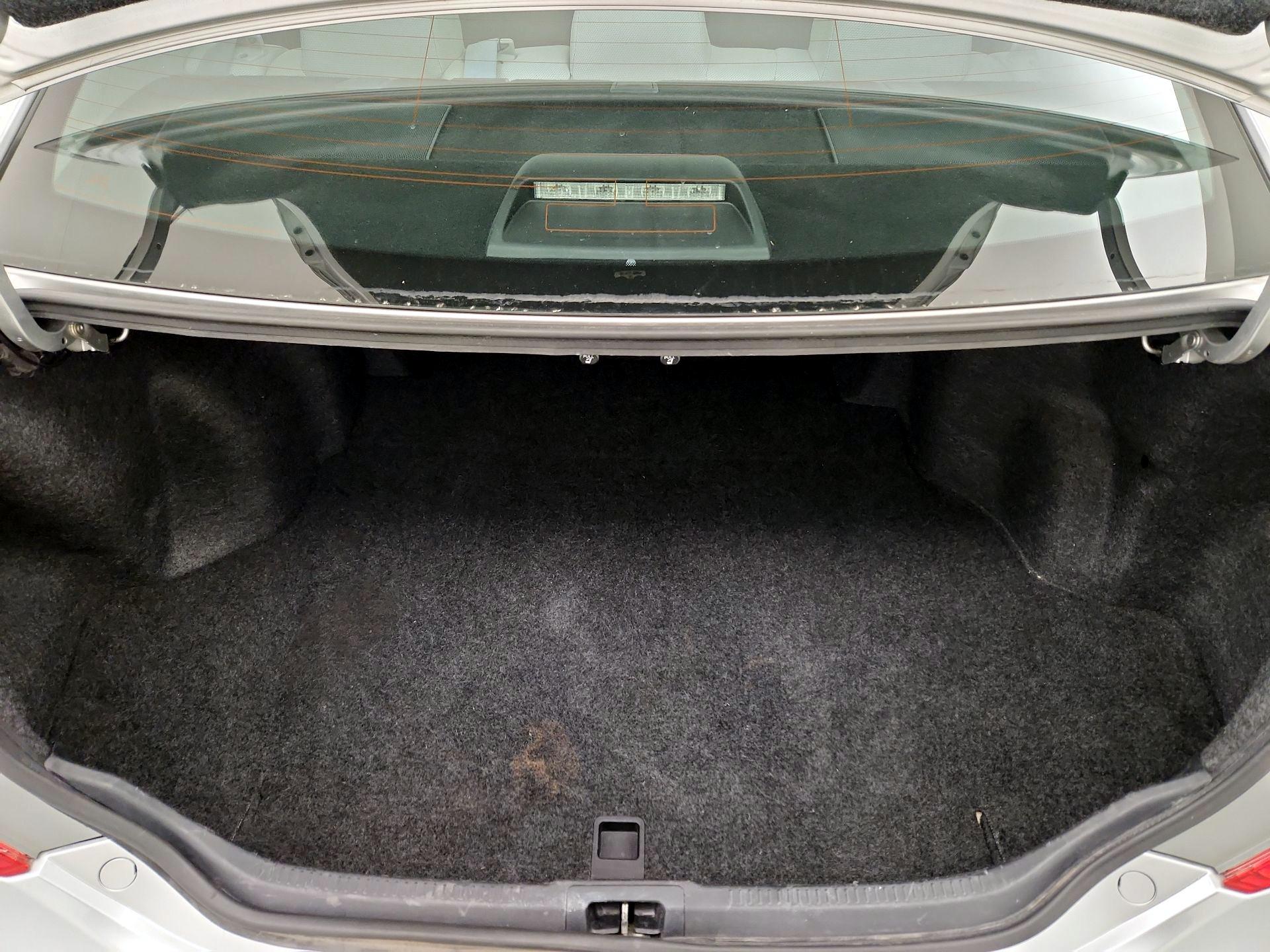 Thumbnail: 2014 Toyota Camry - 20