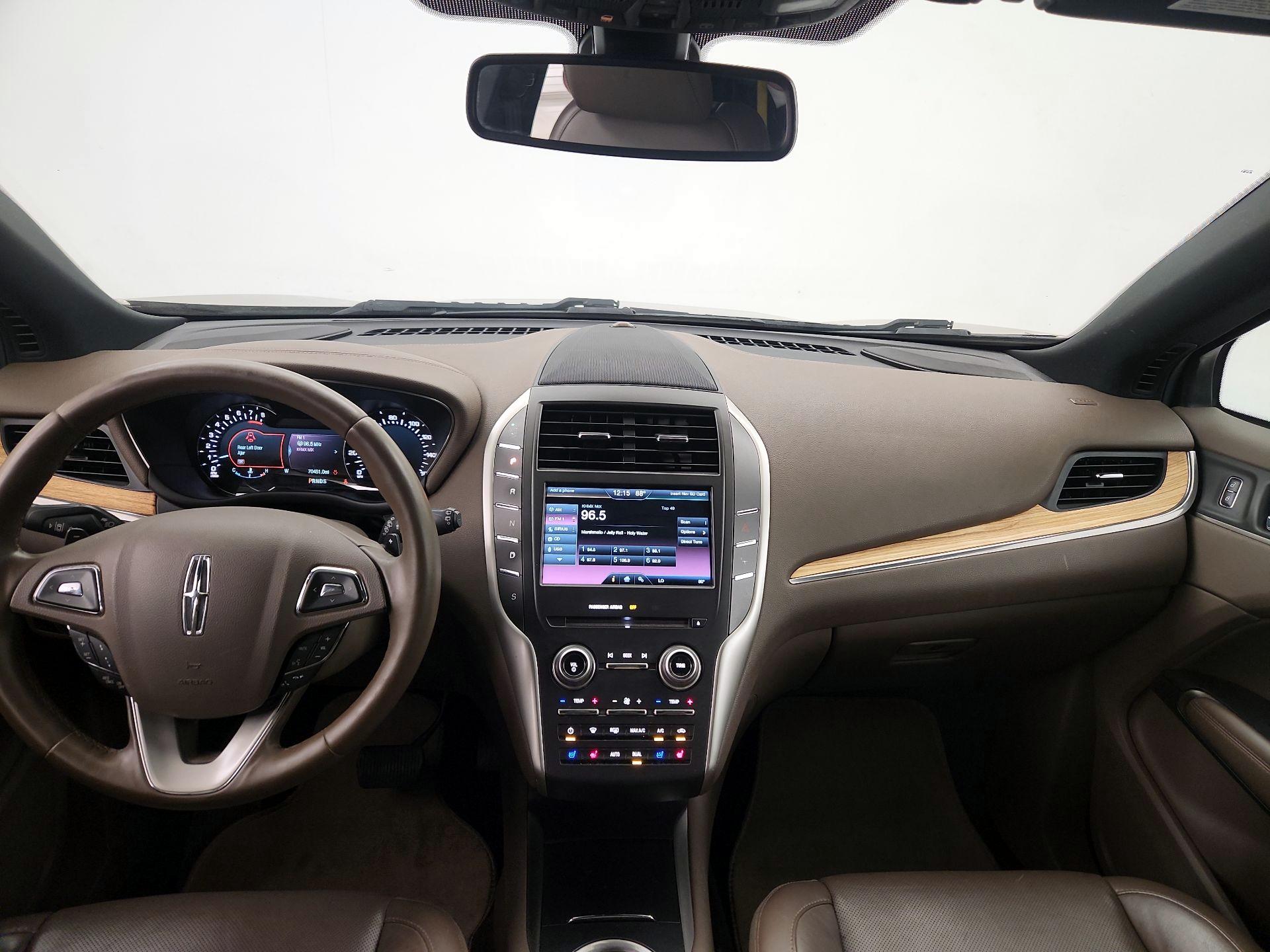 Thumbnail: 2015 Lincoln MKC - 9