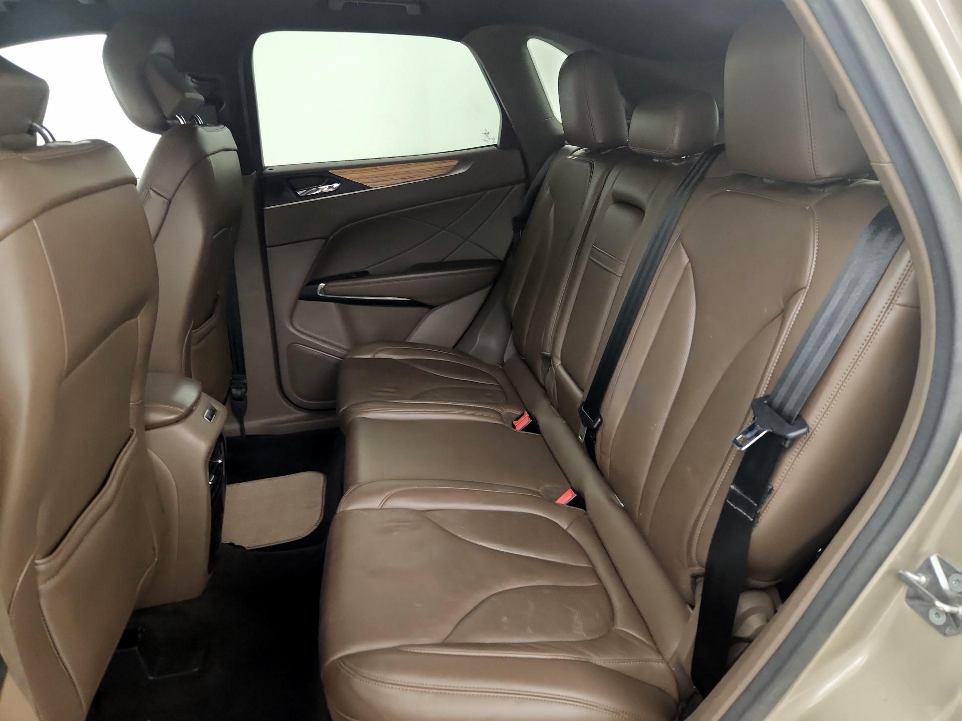 Thumbnail: 2015 Lincoln MKC - 19