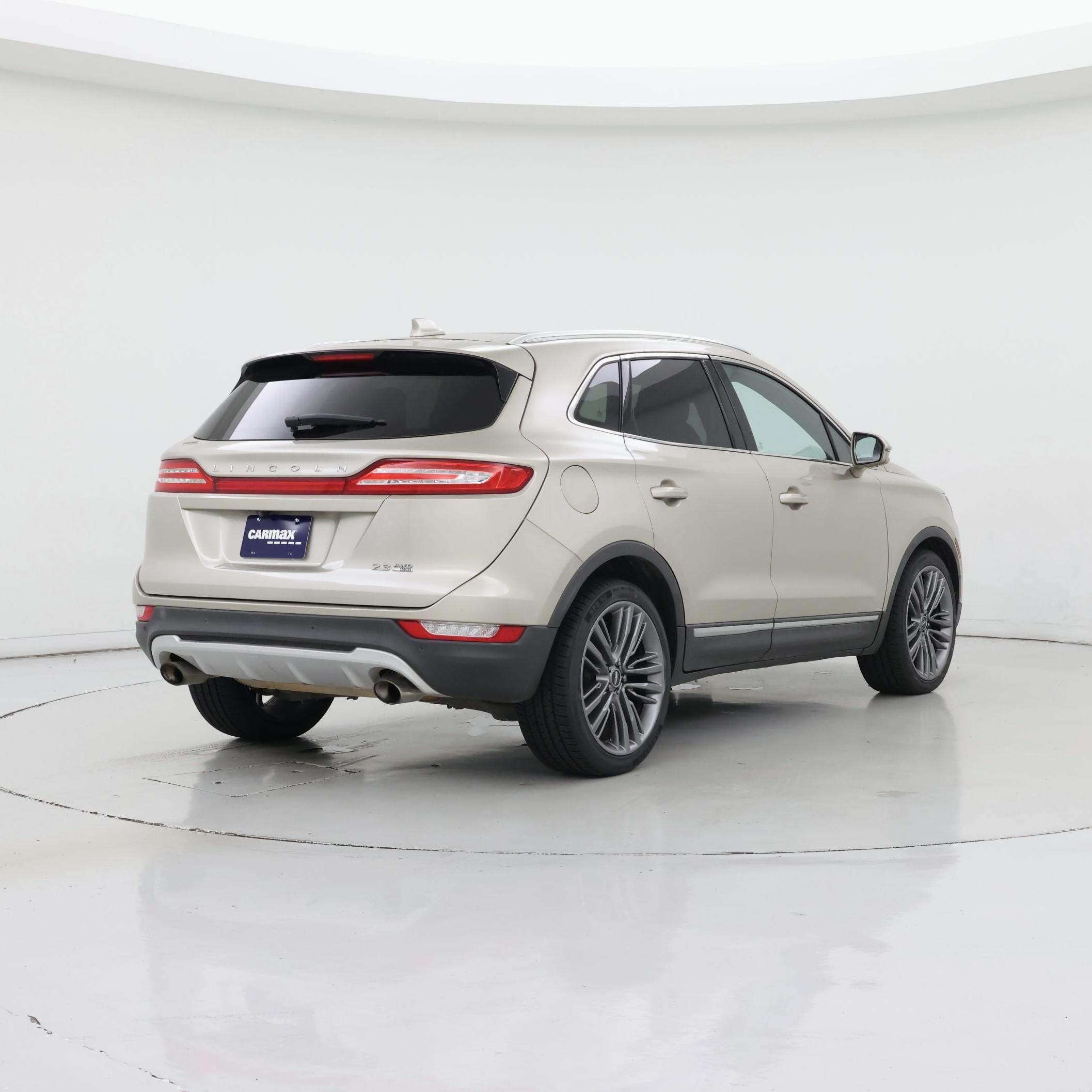Thumbnail: 2015 Lincoln MKC - 8