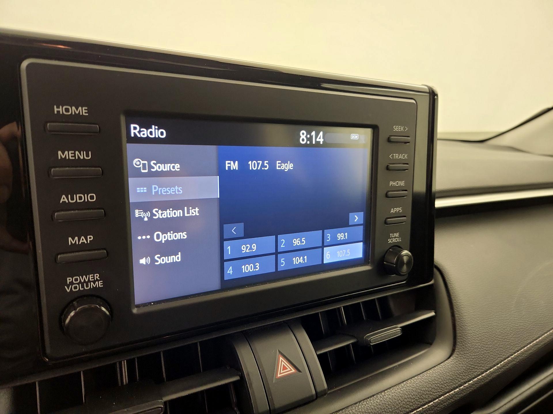 Thumbnail: 2019 Toyota RAV4 - 15