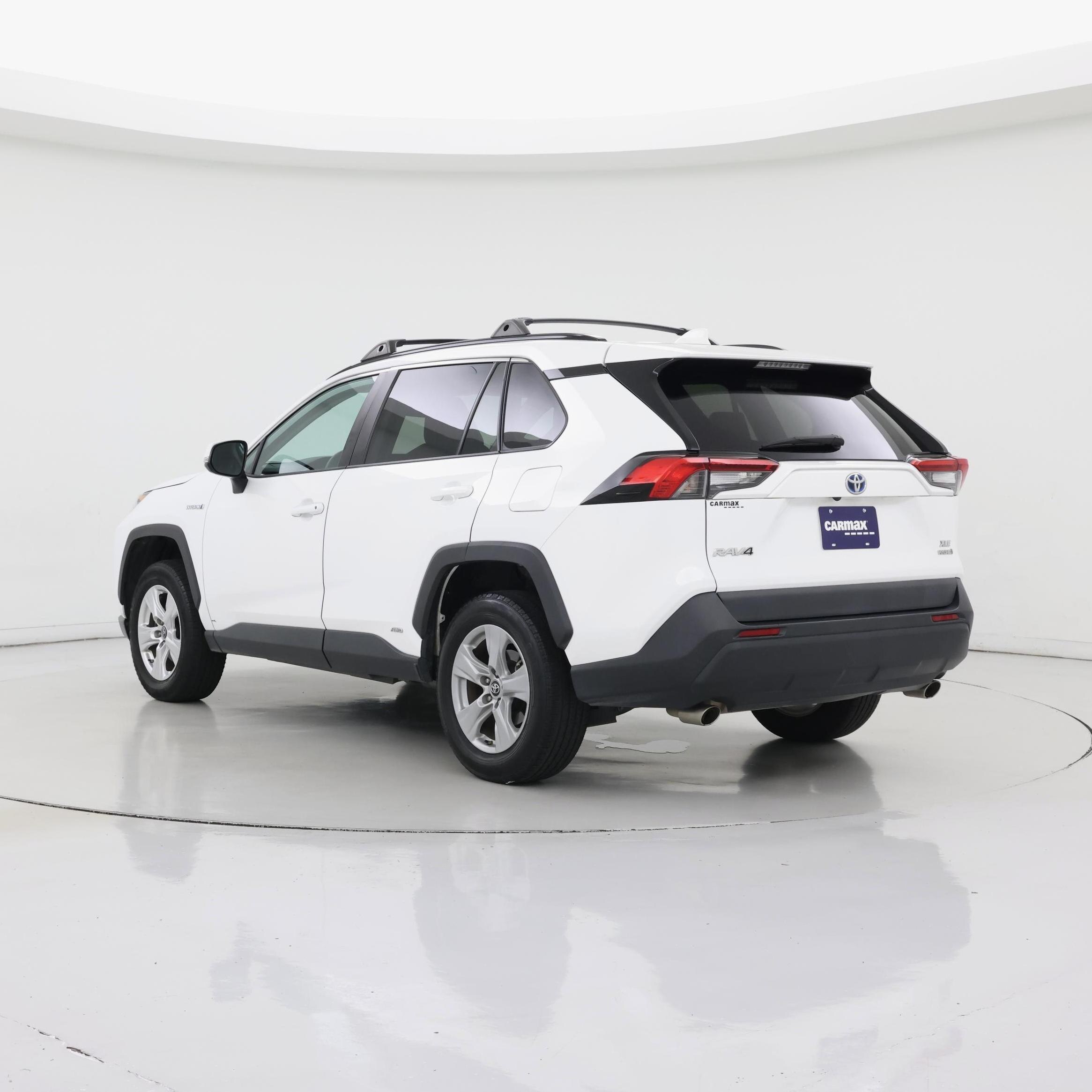 Thumbnail: 2019 Toyota RAV4 - 2