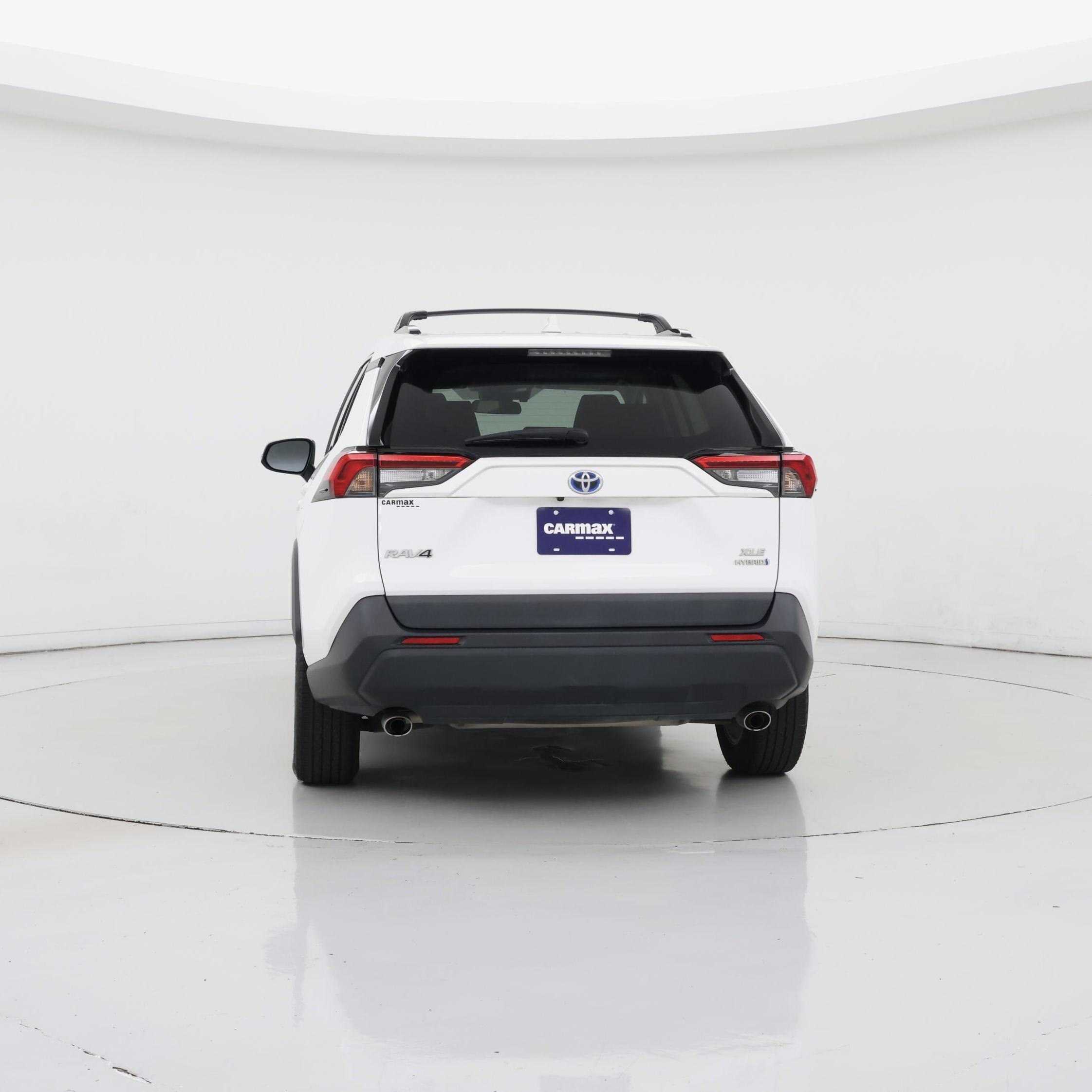 Thumbnail: 2019 Toyota RAV4 - 6