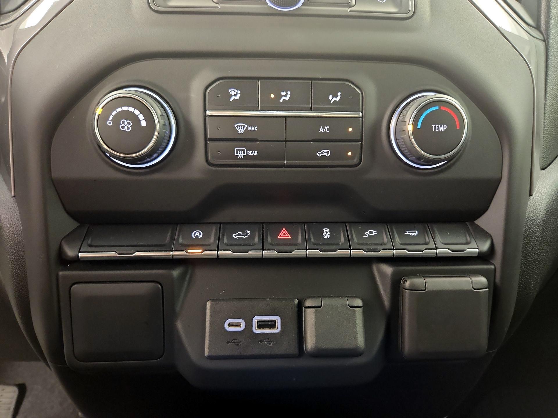 Thumbnail: 2021 Chevrolet Silverado 1500 - 16