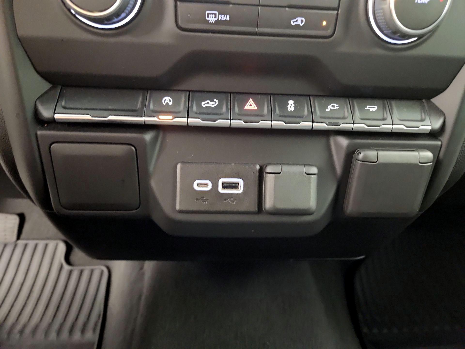 Thumbnail: 2021 Chevrolet Silverado 1500 - 18