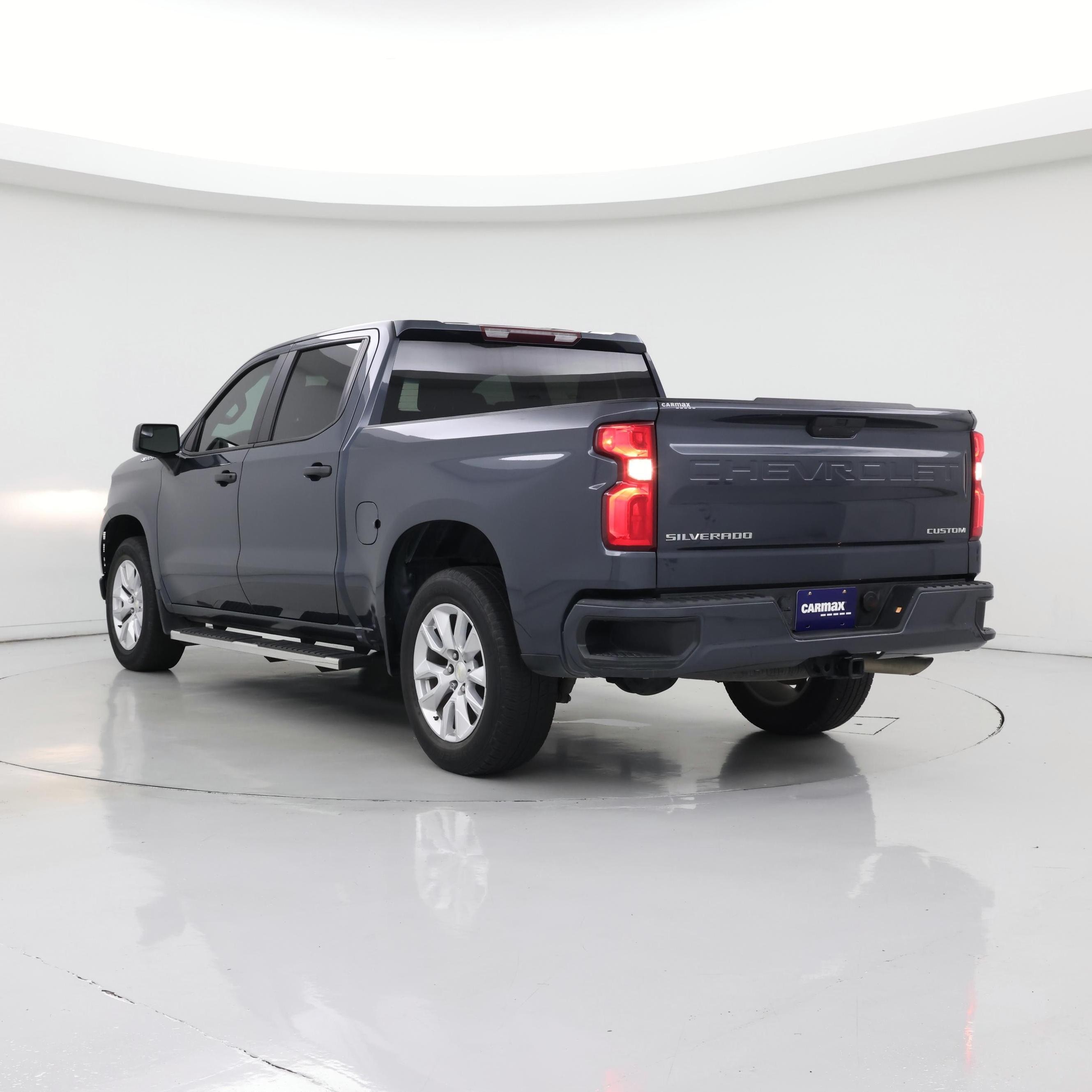 Thumbnail: 2021 Chevrolet Silverado 1500 - 2