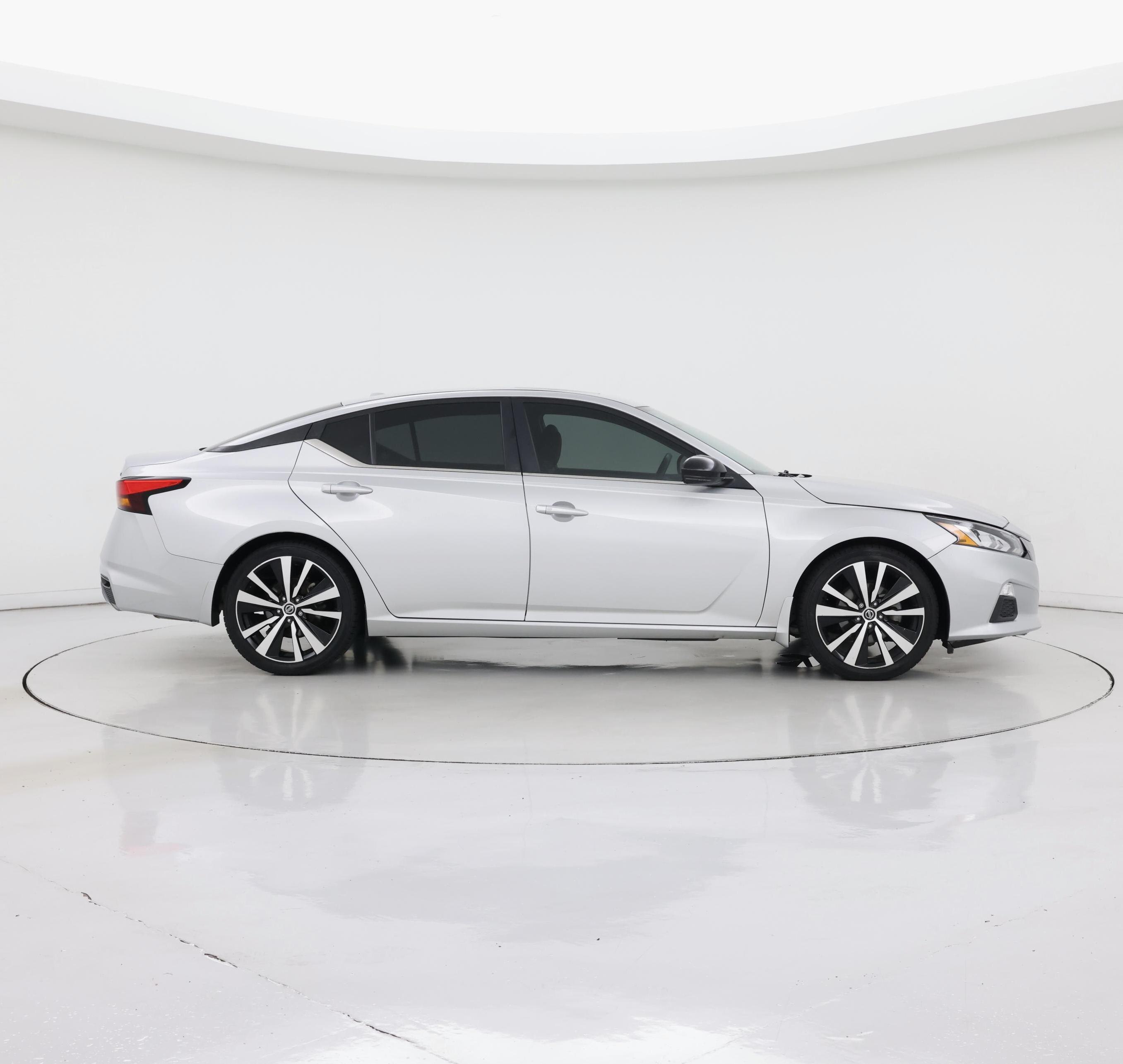 Thumbnail: 2019 Nissan Altima - 7