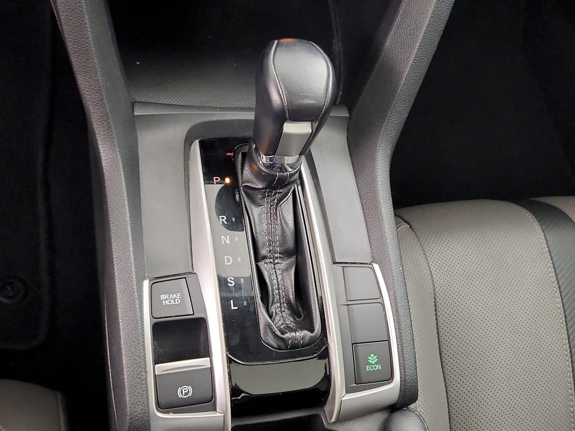 Thumbnail: 2016 Honda Civic - 18
