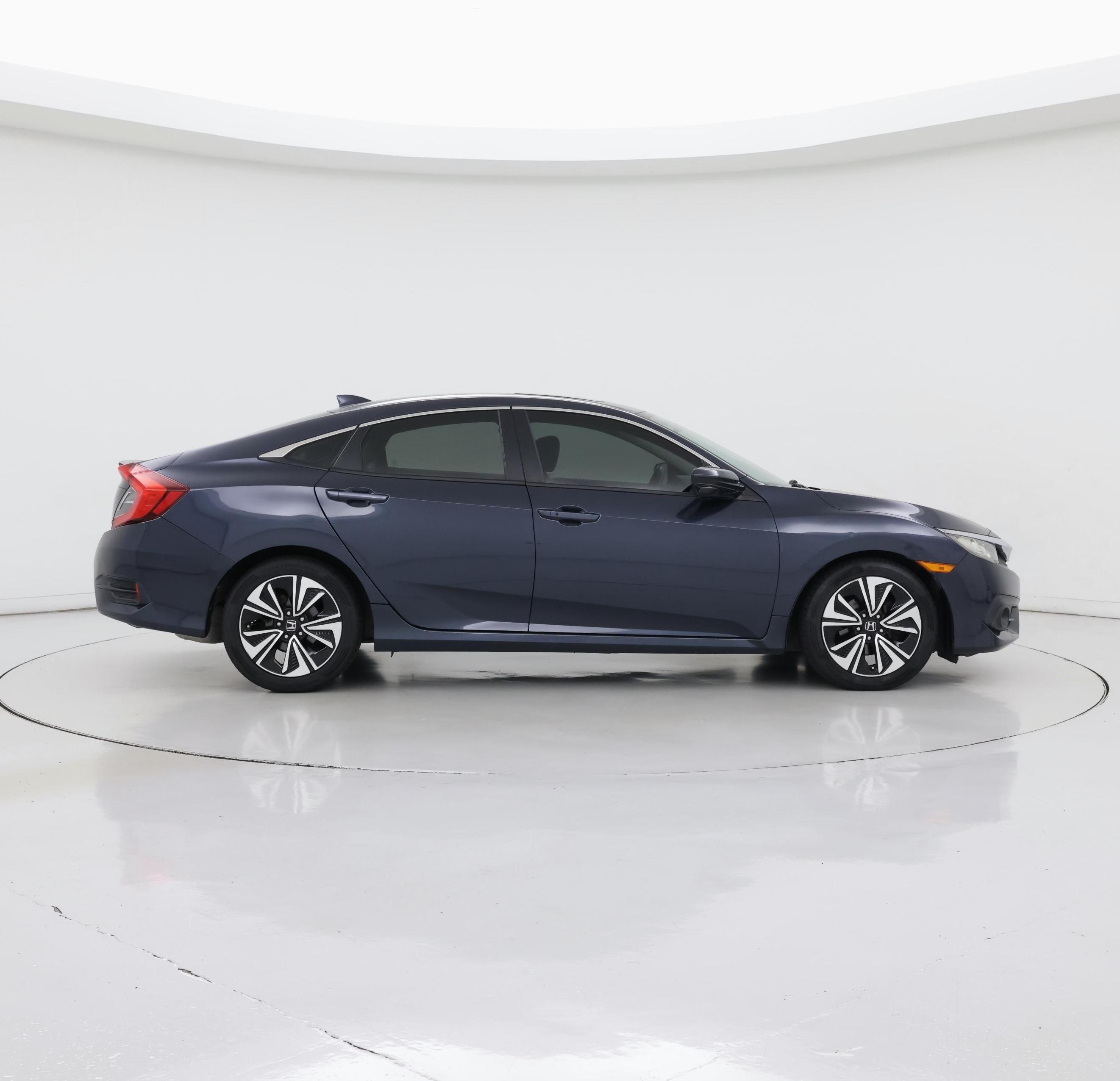 Thumbnail: 2016 Honda Civic - 7