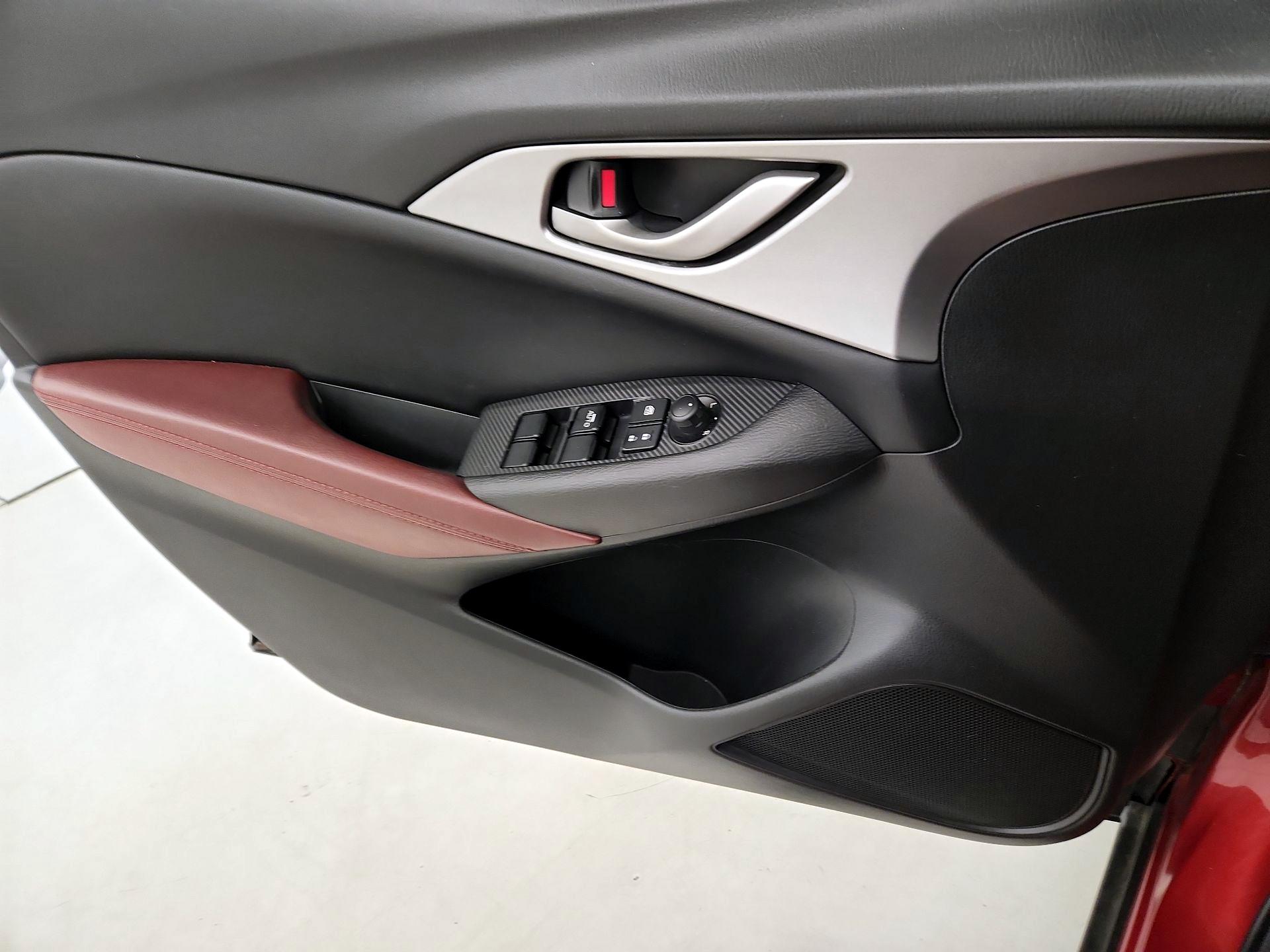 Thumbnail: 2018 Mazda CX-3 - 12