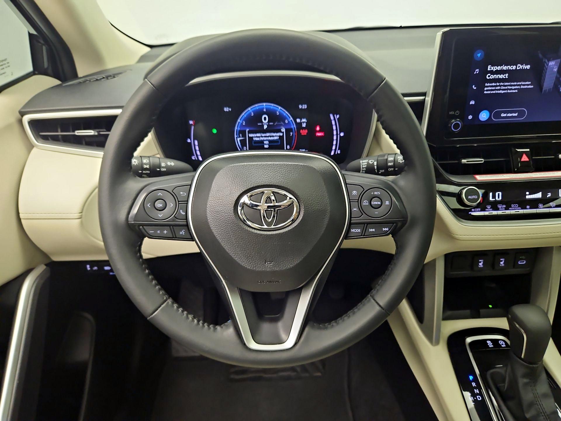 Thumbnail: 2024 Toyota Corolla Cross - 10